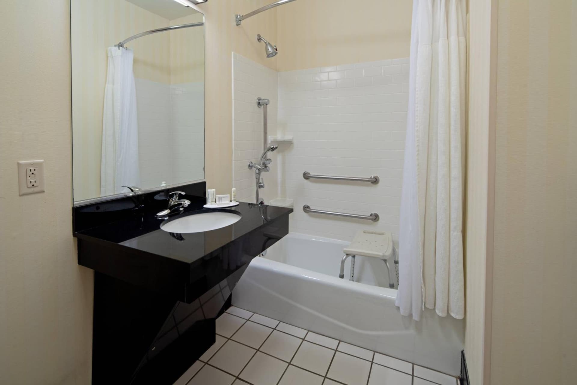 Fairfield Inn & Suites - Los Angeles West Covina gallery photo in West Covina, CA — image 10