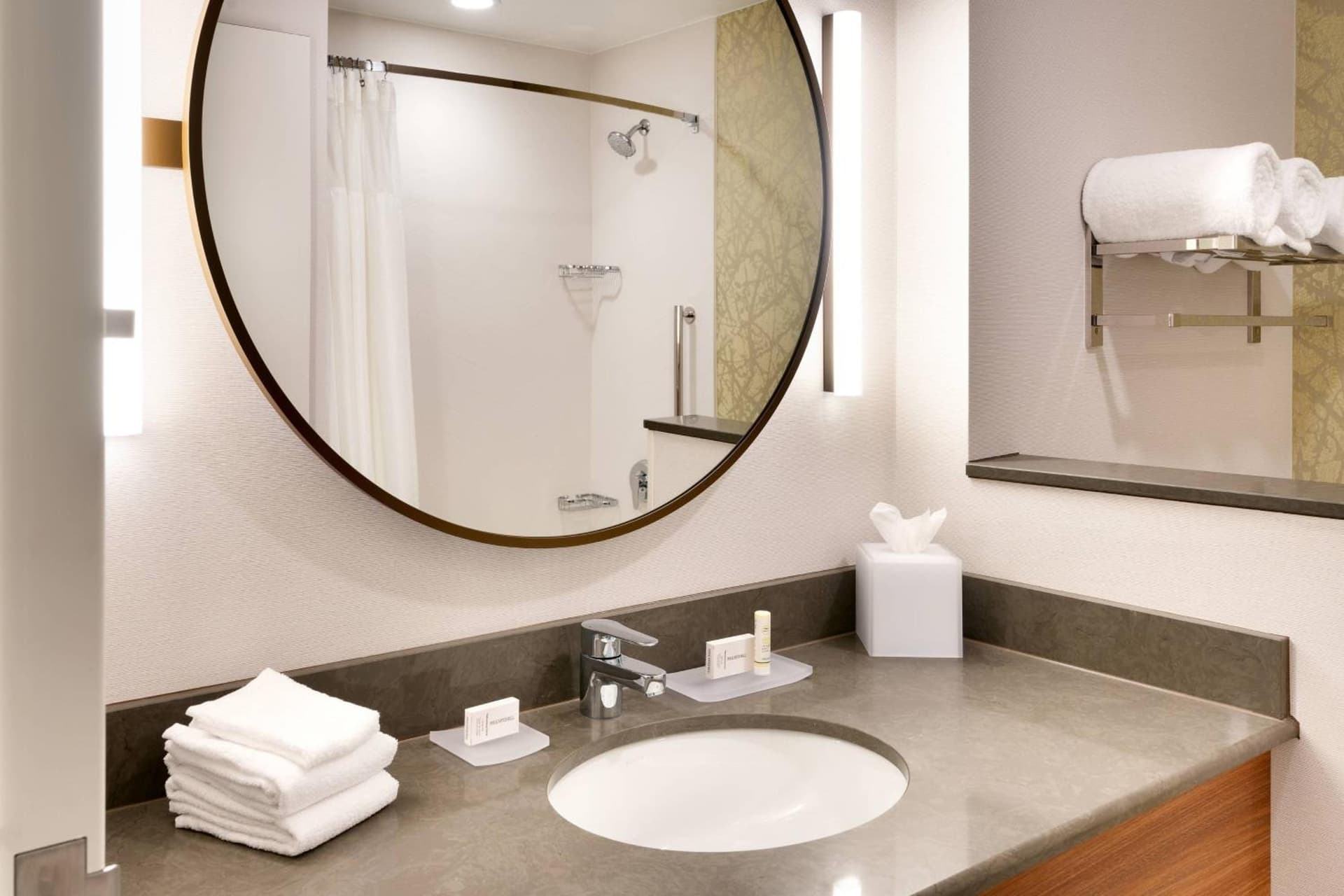 Fairfield by Marriott Inn & Suites Denver West - Federal Center gallery photo in Lakewood, CO — image 41