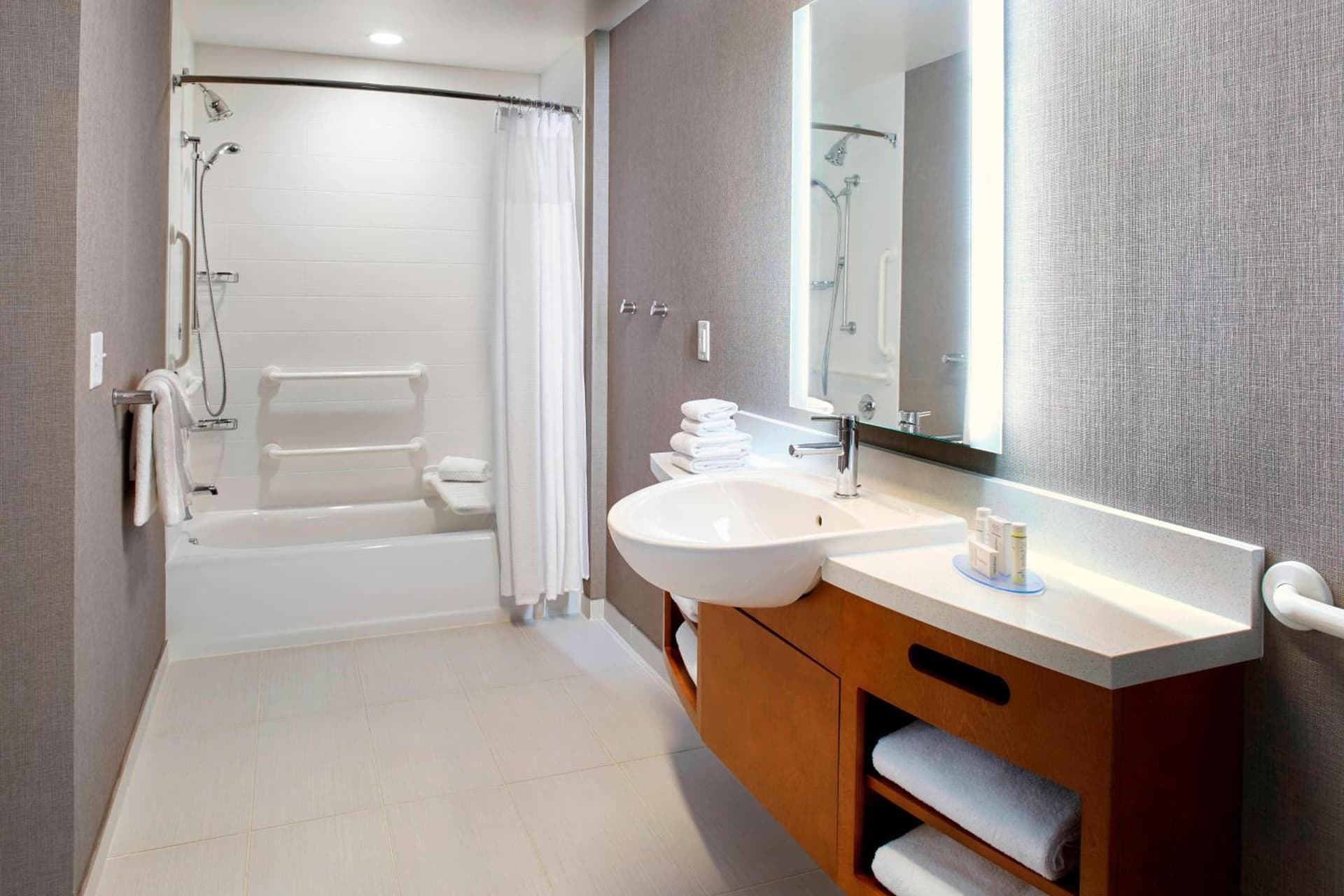 SpringHill Suites by Marriott Dayton Beavercreek gallery photo in New Germany, OH — image 5