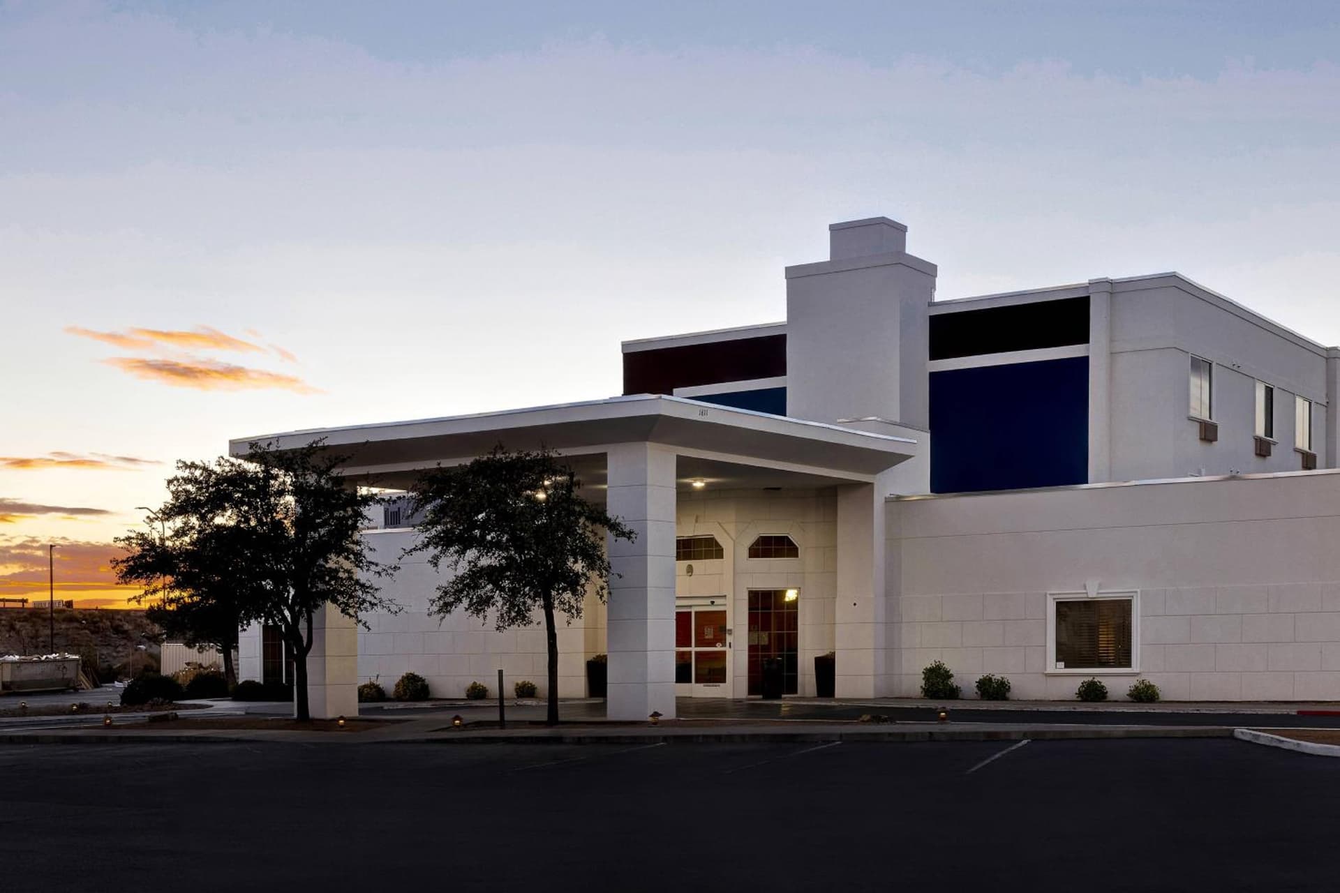SpringHill Suites by Marriott Las Cruces property views in Las Cruces, NM — gallery photo 3