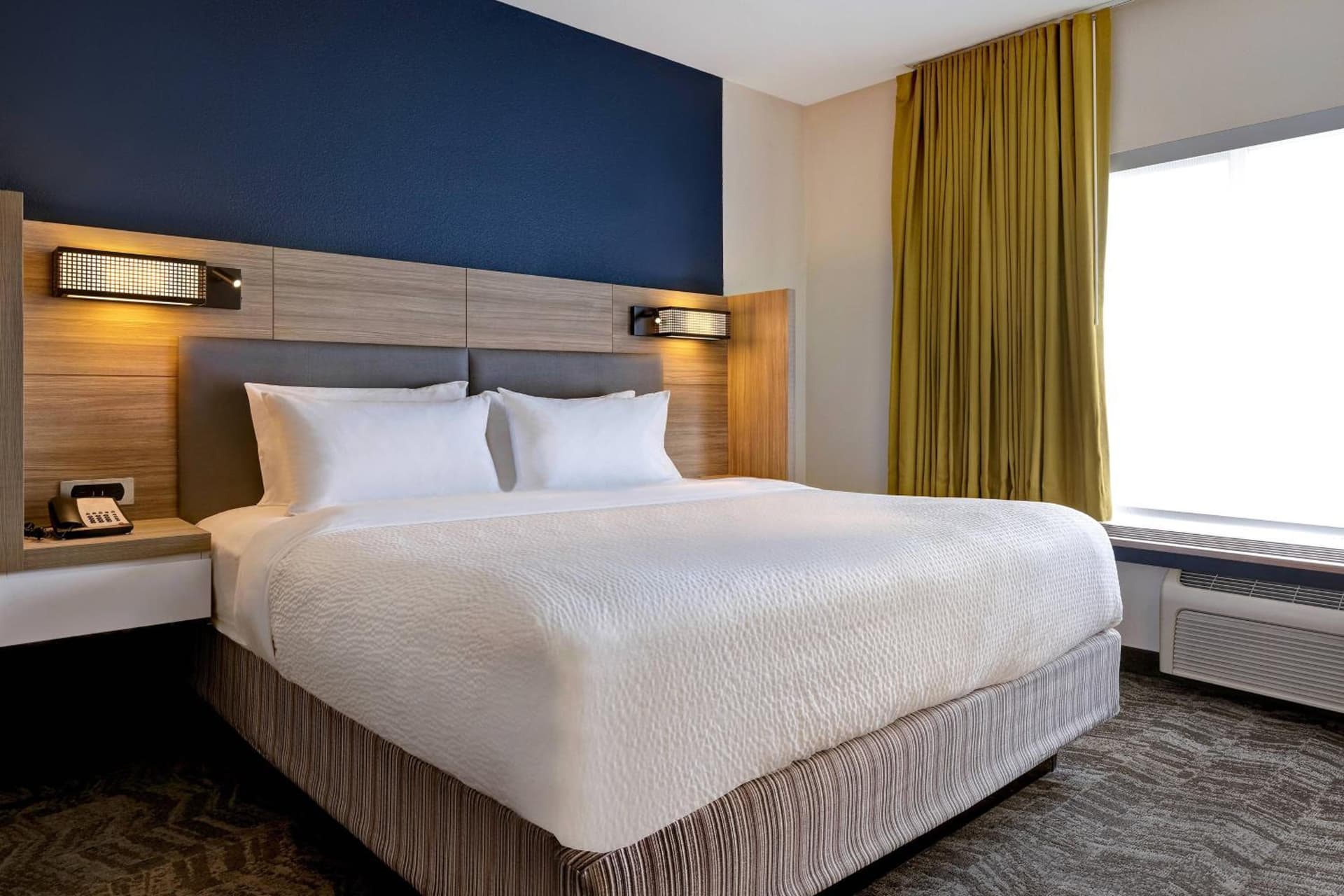 SpringHill Suites by Marriott Las Cruces interior in Las Cruces, NM — gallery photo 2