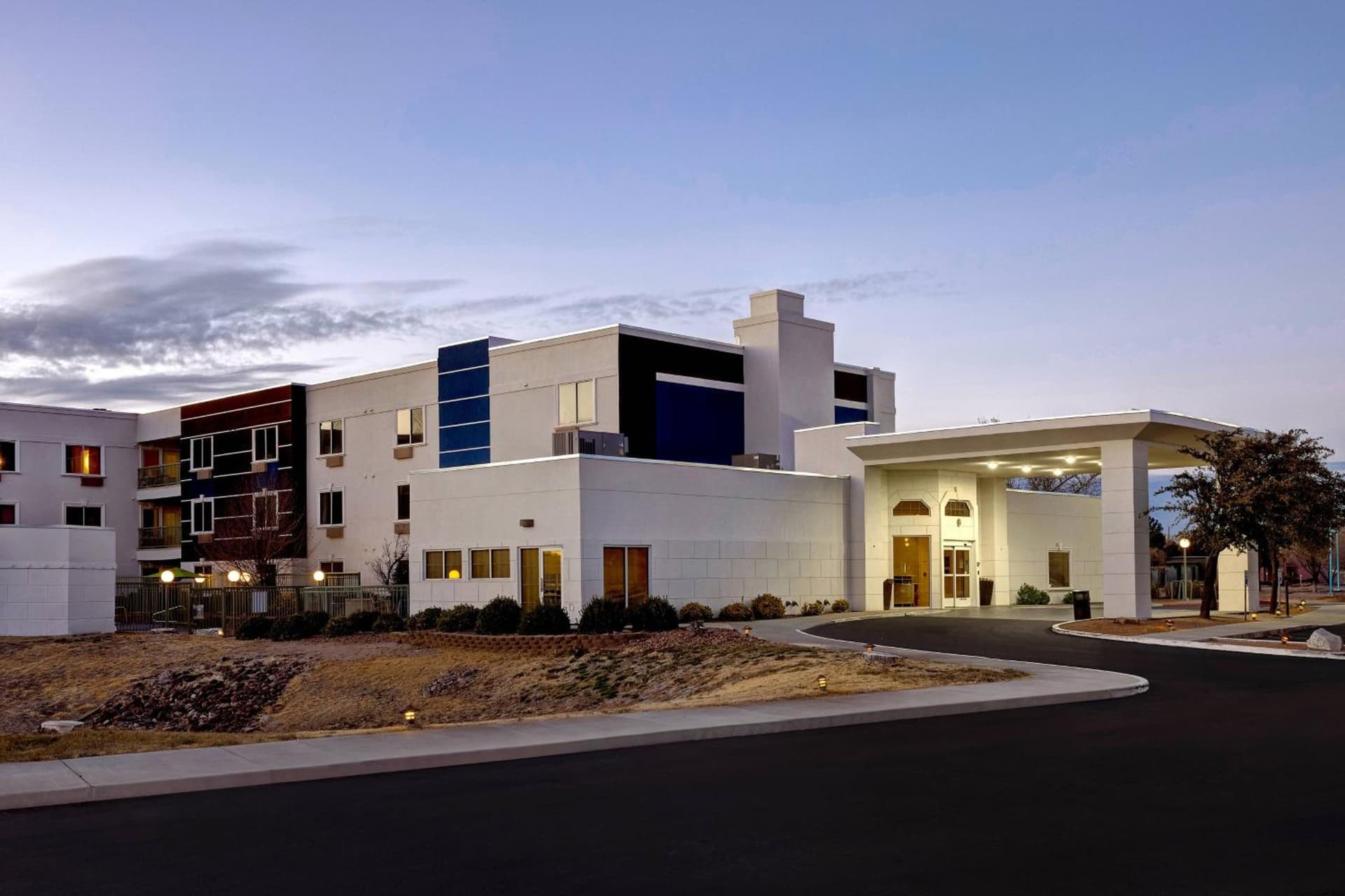 SpringHill Suites by Marriott Las Cruces interior in Las Cruces, NM — gallery photo 2