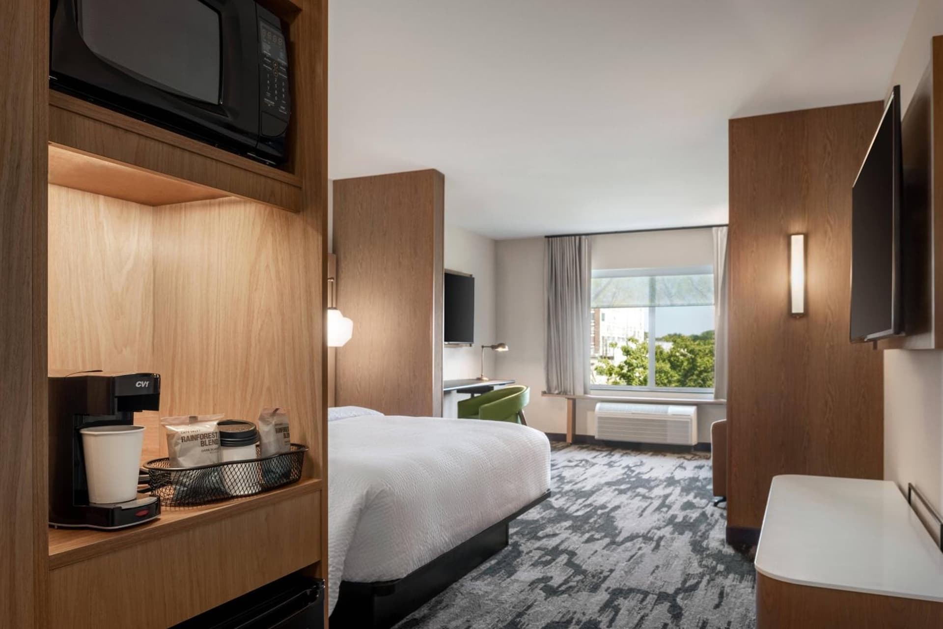 Fairfield Inn & Suites by Marriott Milwaukee West gallery photo in West Milwaukee, WI — image 17