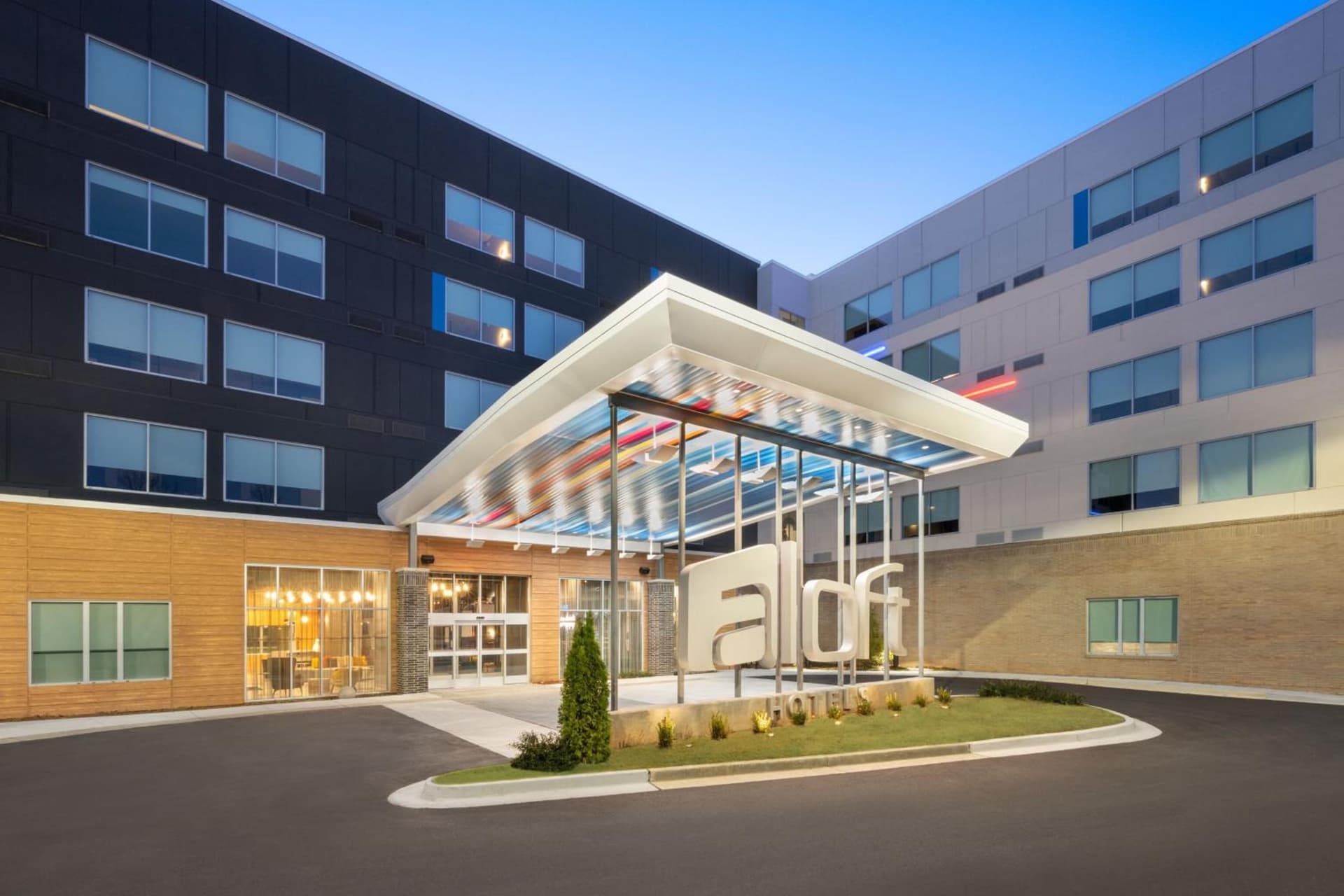Aloft by Marriott Lawrenceville Sugarloaf interior in Lawrenceville, GA — gallery photo 2