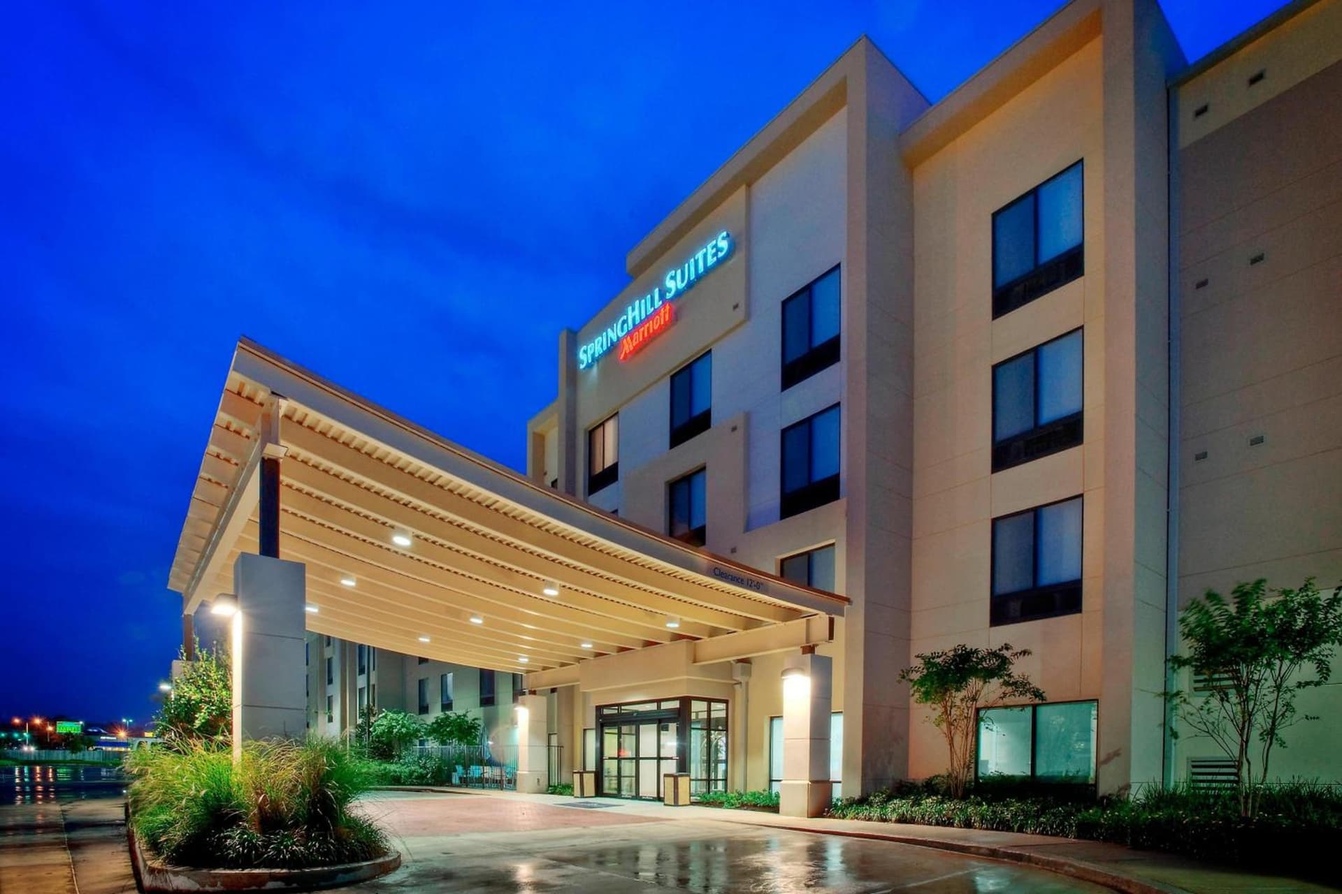 SpringHill Suites by Marriott Baton Rouge North / Airport property views in Baton Rouge, LA — gallery photo 3