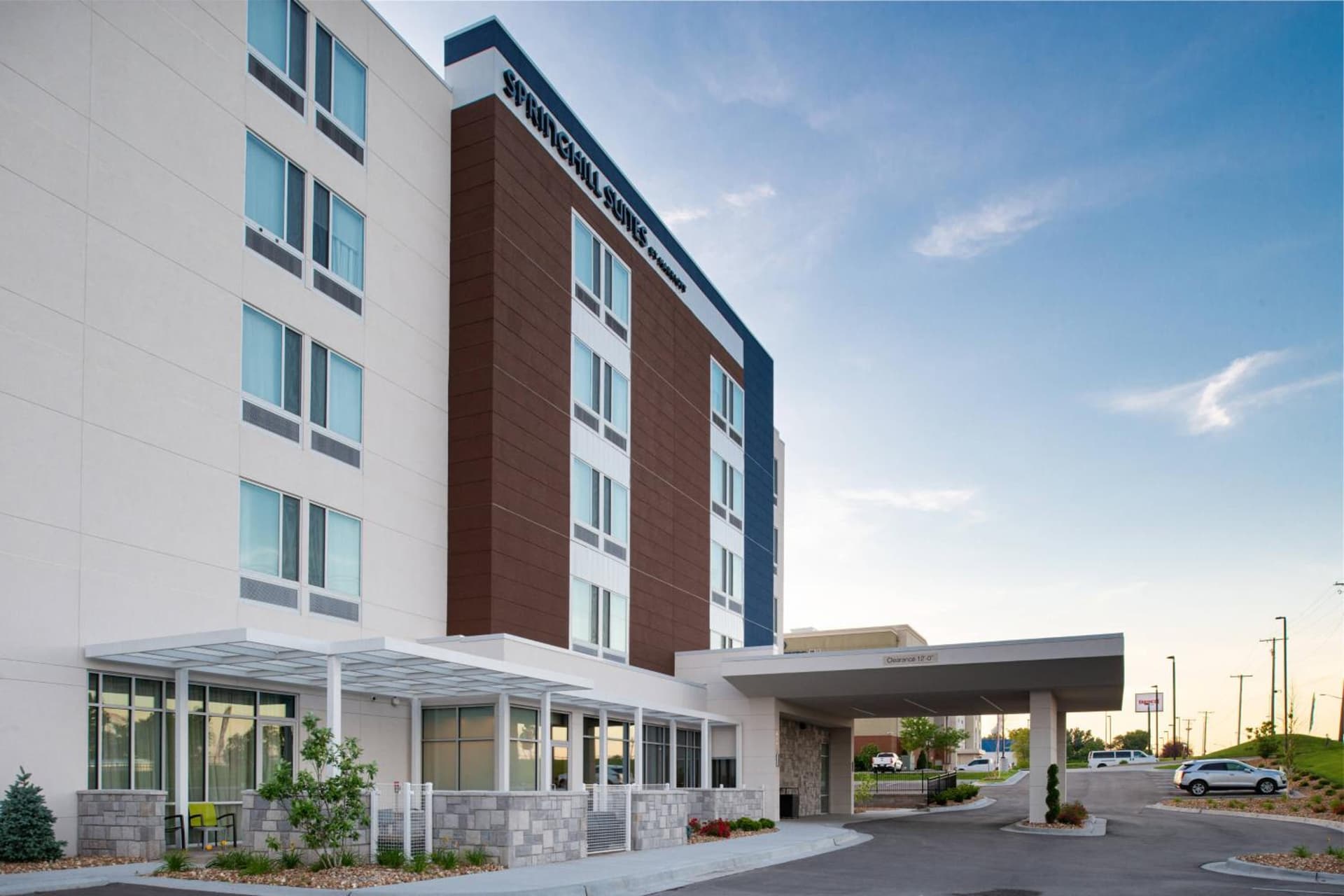SpringHill Suites by Marriott Kansas City Northeast interior in Kansas City, MO — gallery photo 2