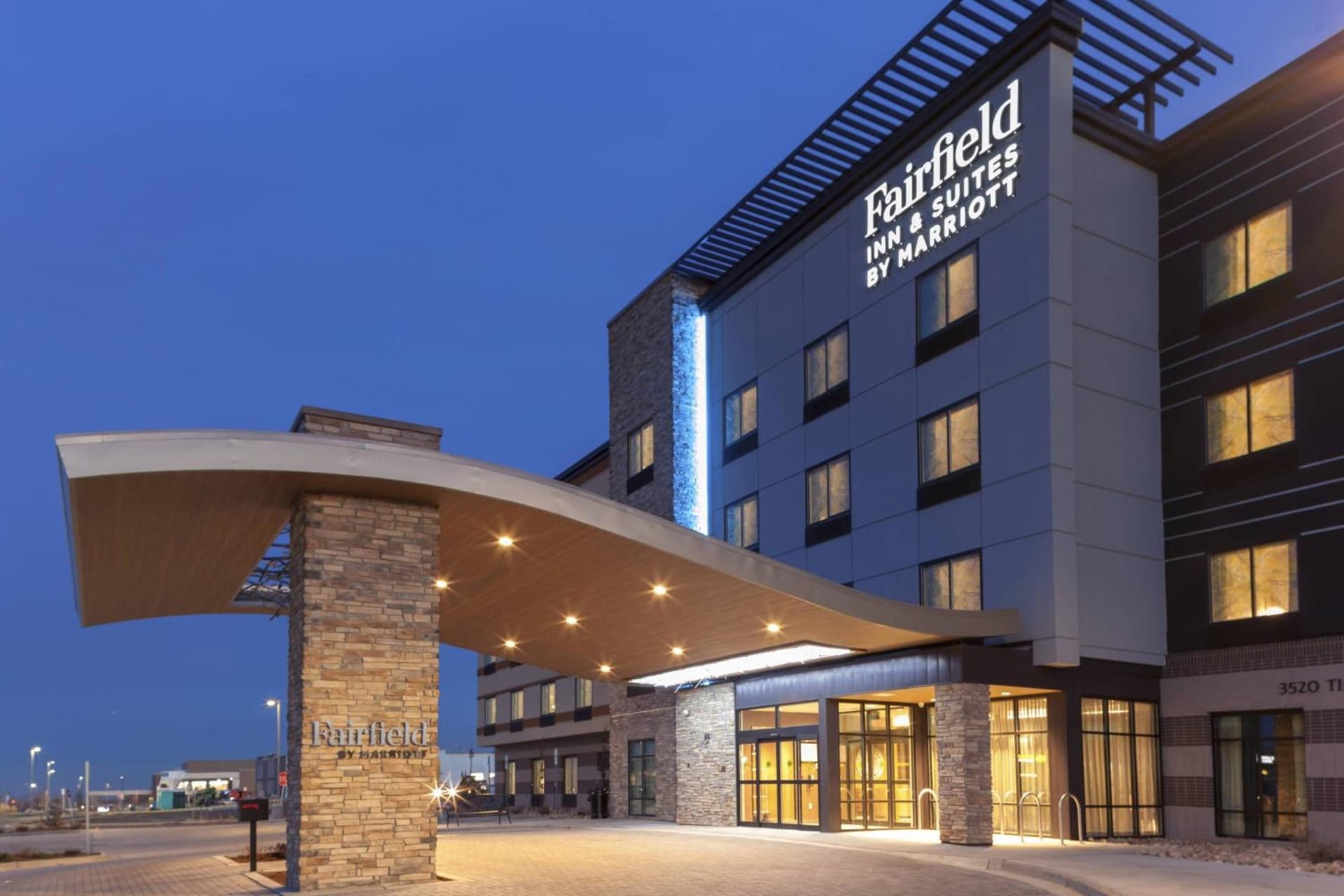Fairfield Inn & Suites by Marriott Fort Collins South interior in Fort Collins, CO — gallery photo 2