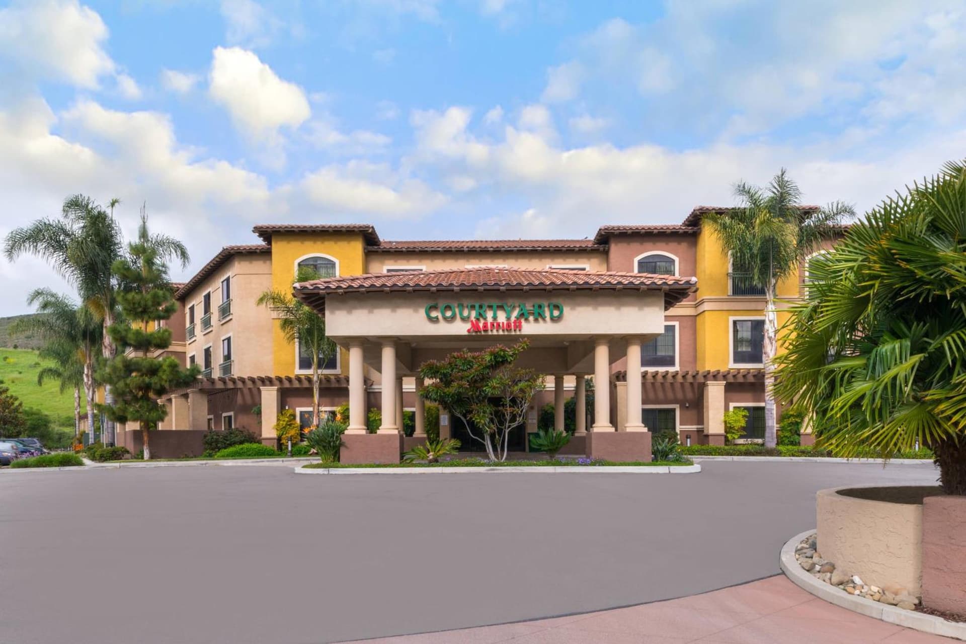 Courtyard by Marriott San Luis Obispo property views in San Luis Obispo, CA — gallery photo 3