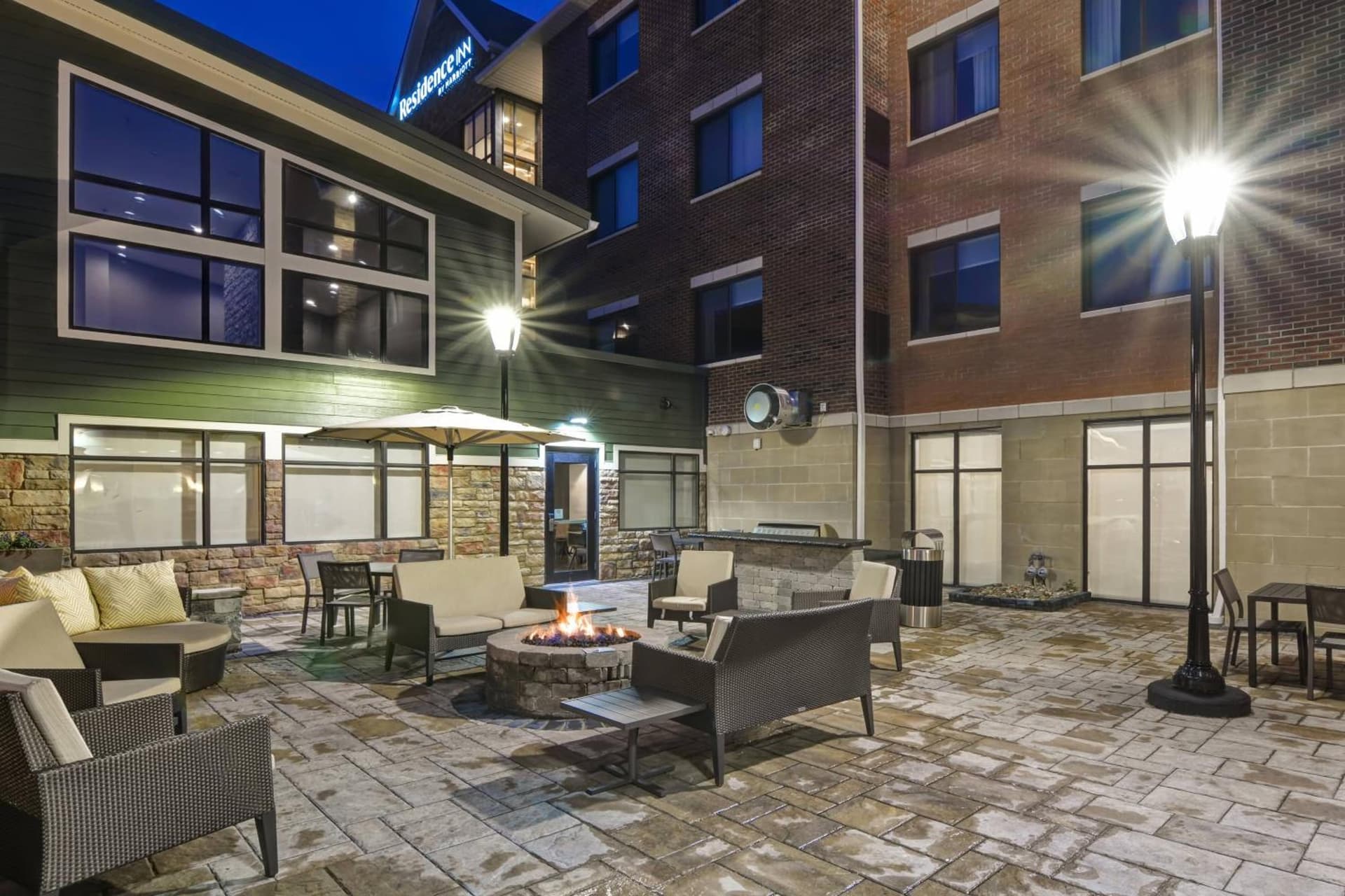Residence Inn by Marriott Cleveland Airport/Middleburg Heights gallery photo in Middleburg Heights, OH — image 7