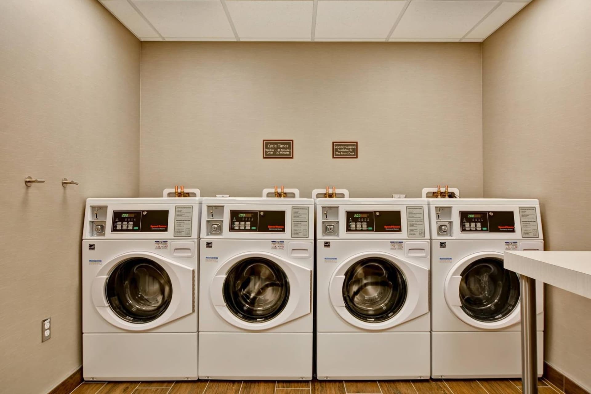 Residence Inn by Marriott Cleveland Airport/Middleburg Heights gallery photo in Middleburg Heights, OH — image 21
