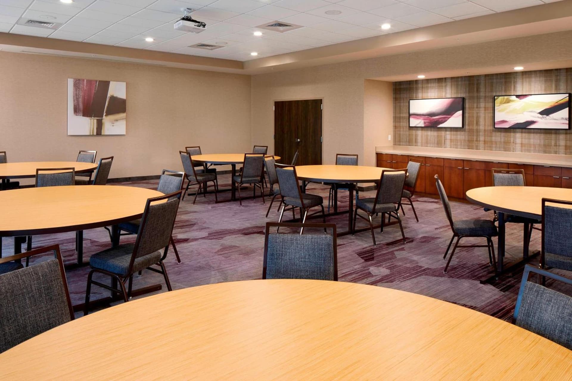 Courtyard by Marriott Houston Intercontinental Airport gallery photo in Houston, TX — image 14
