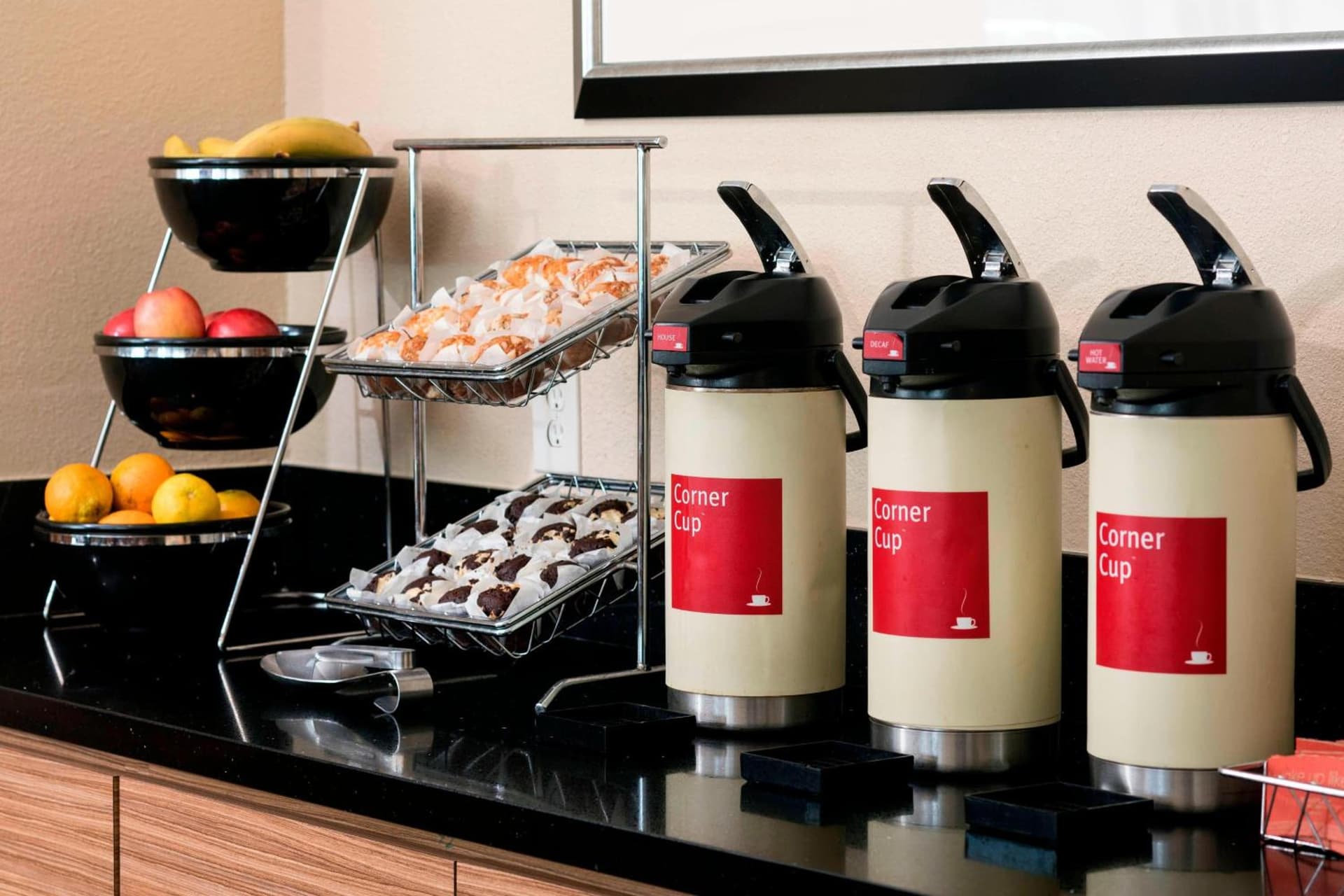 TownePlace Suites by Marriott San Diego Carlsbad / Vista gallery photo in Vista, CA — image 7
