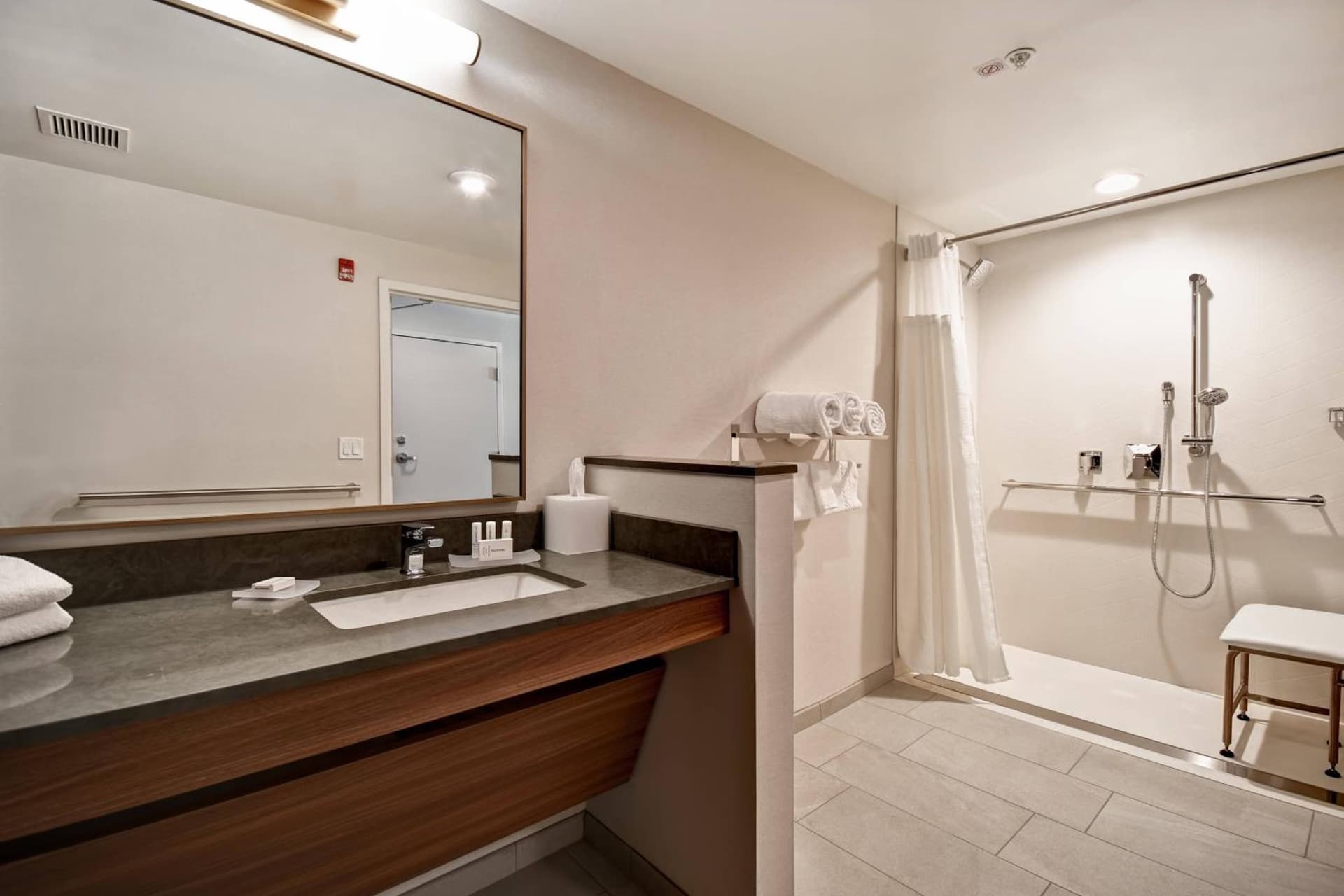 Fairfield Inn & Suites by Marriott Plymouth gallery photo in Plymouth, MA — image 19