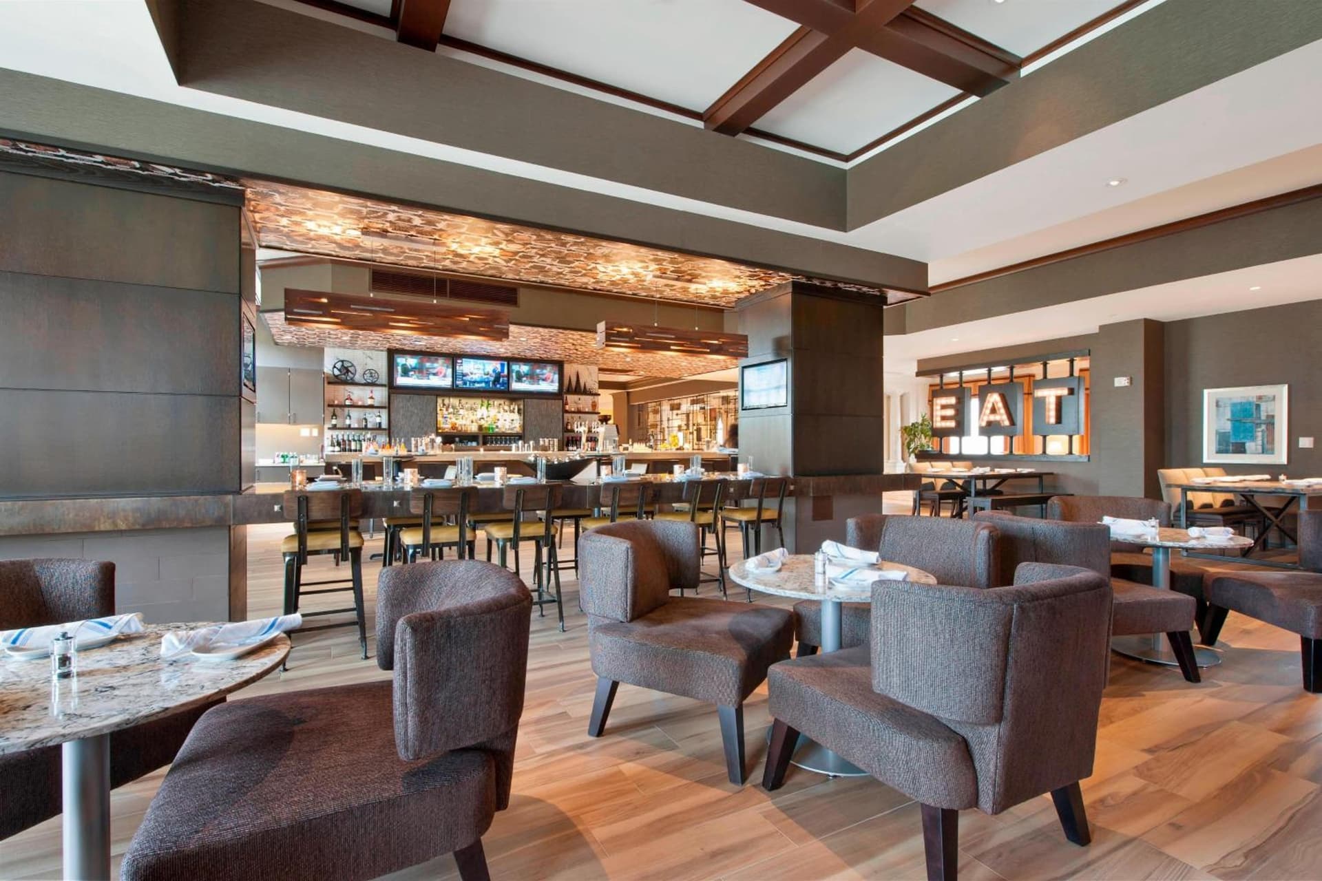 Bridgewater Marriott interior in Bridgewater, NJ — gallery photo 2