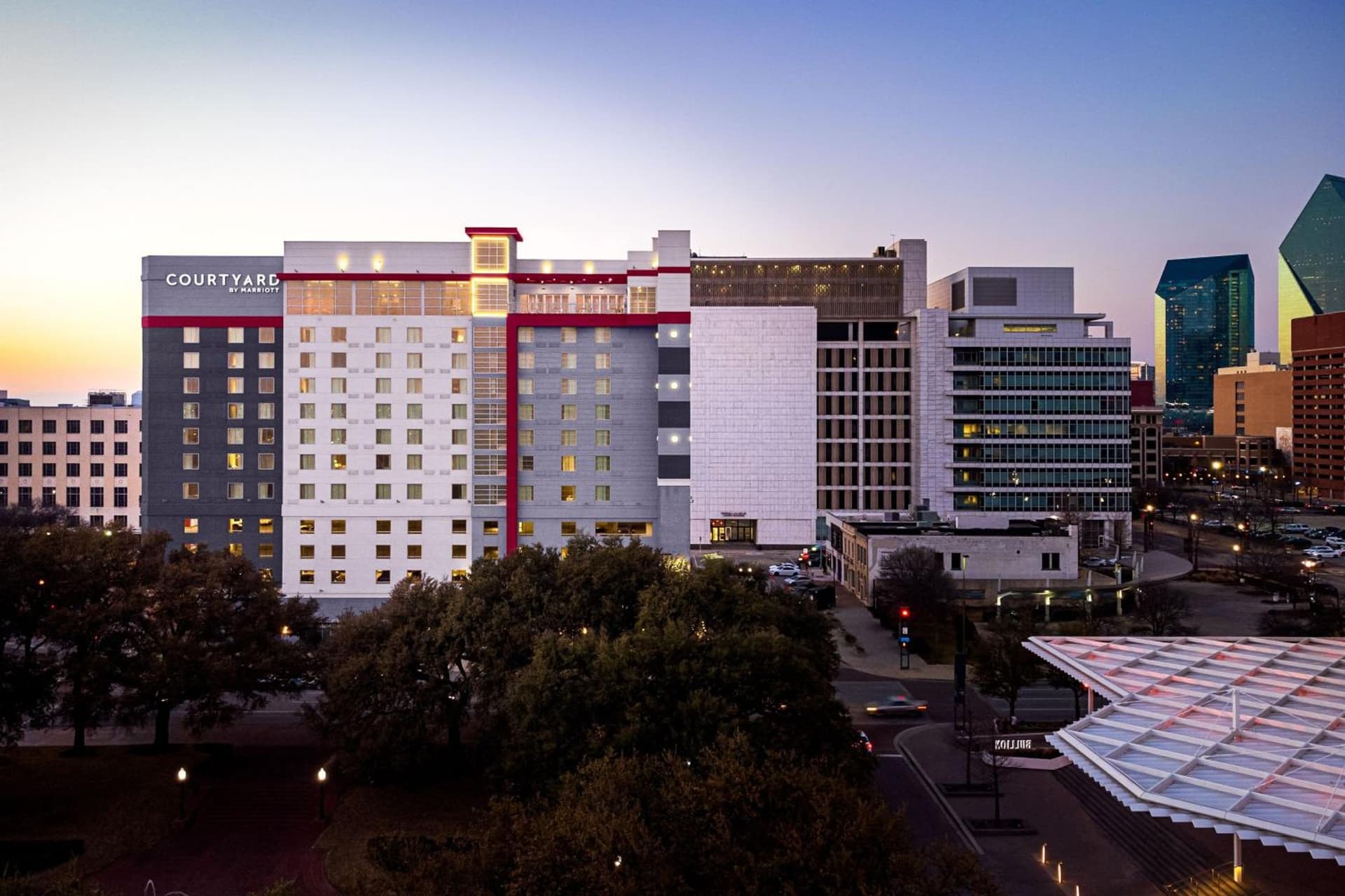 Courtyard by Marriott Dallas Downtown/Reunion District gallery photo in Dallas, TX — image 36