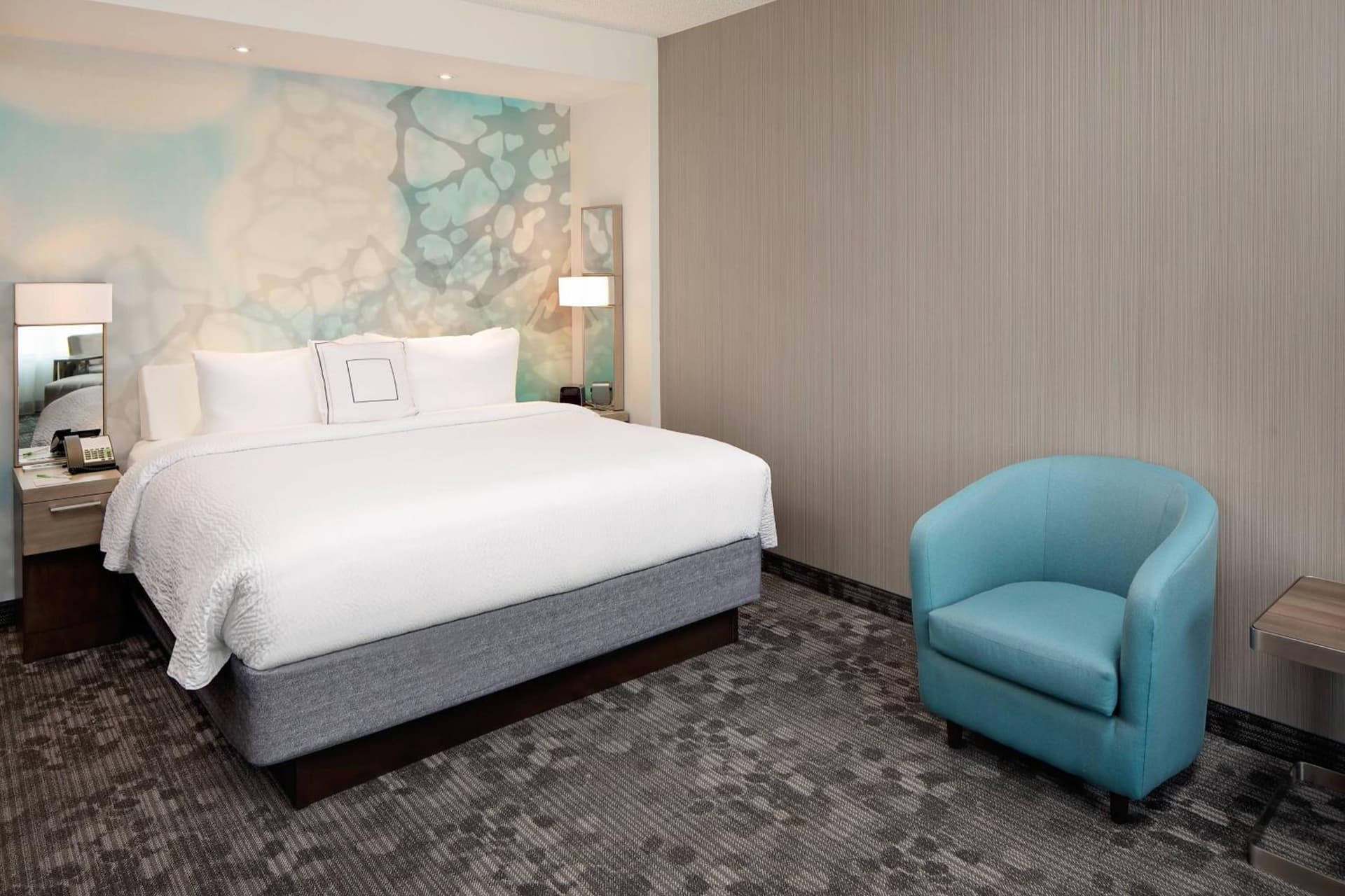 Courtyard by Marriott Dallas Downtown/Reunion District gallery photo in Dallas, TX — image 14