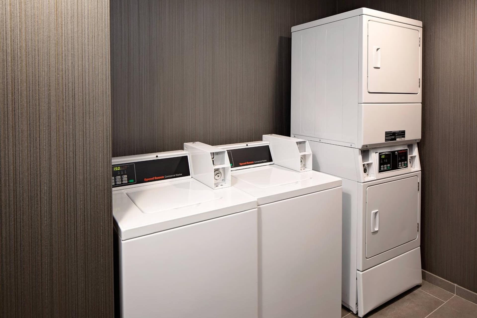 Courtyard by Marriott Dallas Downtown/Reunion District gallery photo in Dallas, TX — image 15