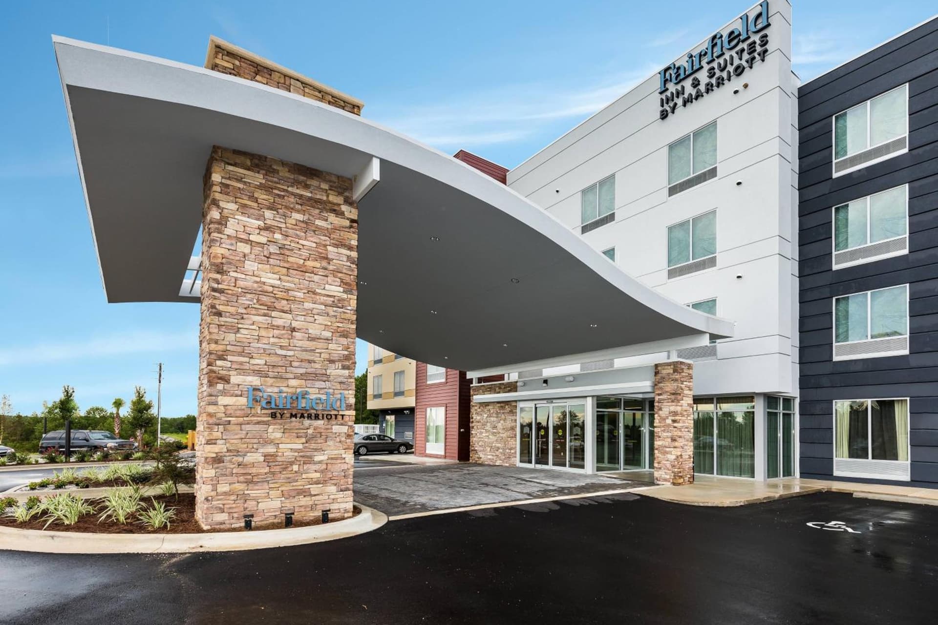 Fairfield Inn & Suites by Marriott Crestview property views in Crestview, FL — gallery photo 3