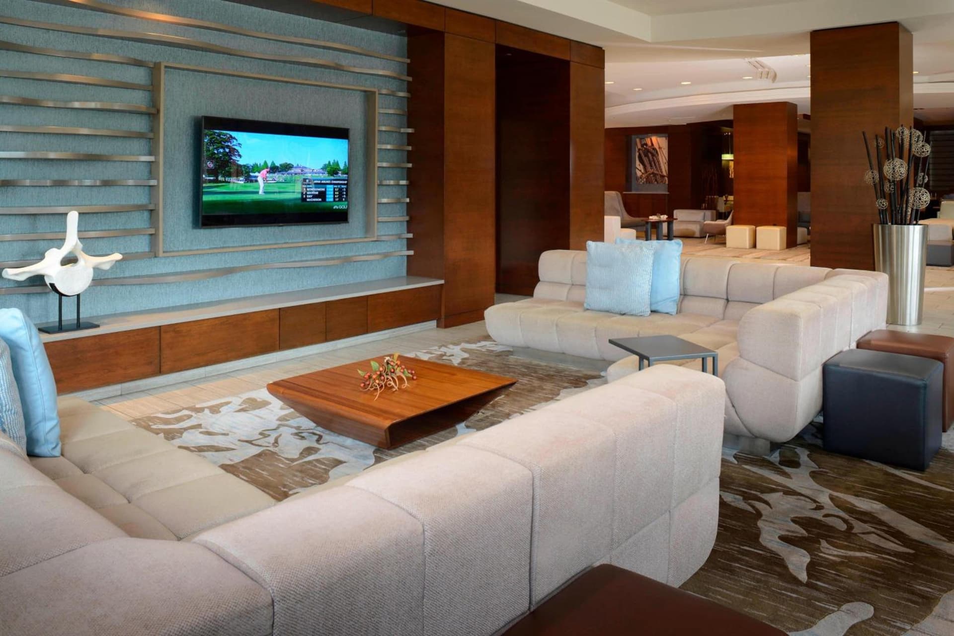 Newport News Marriott at City Center interior in Newport News, VA — gallery photo 2