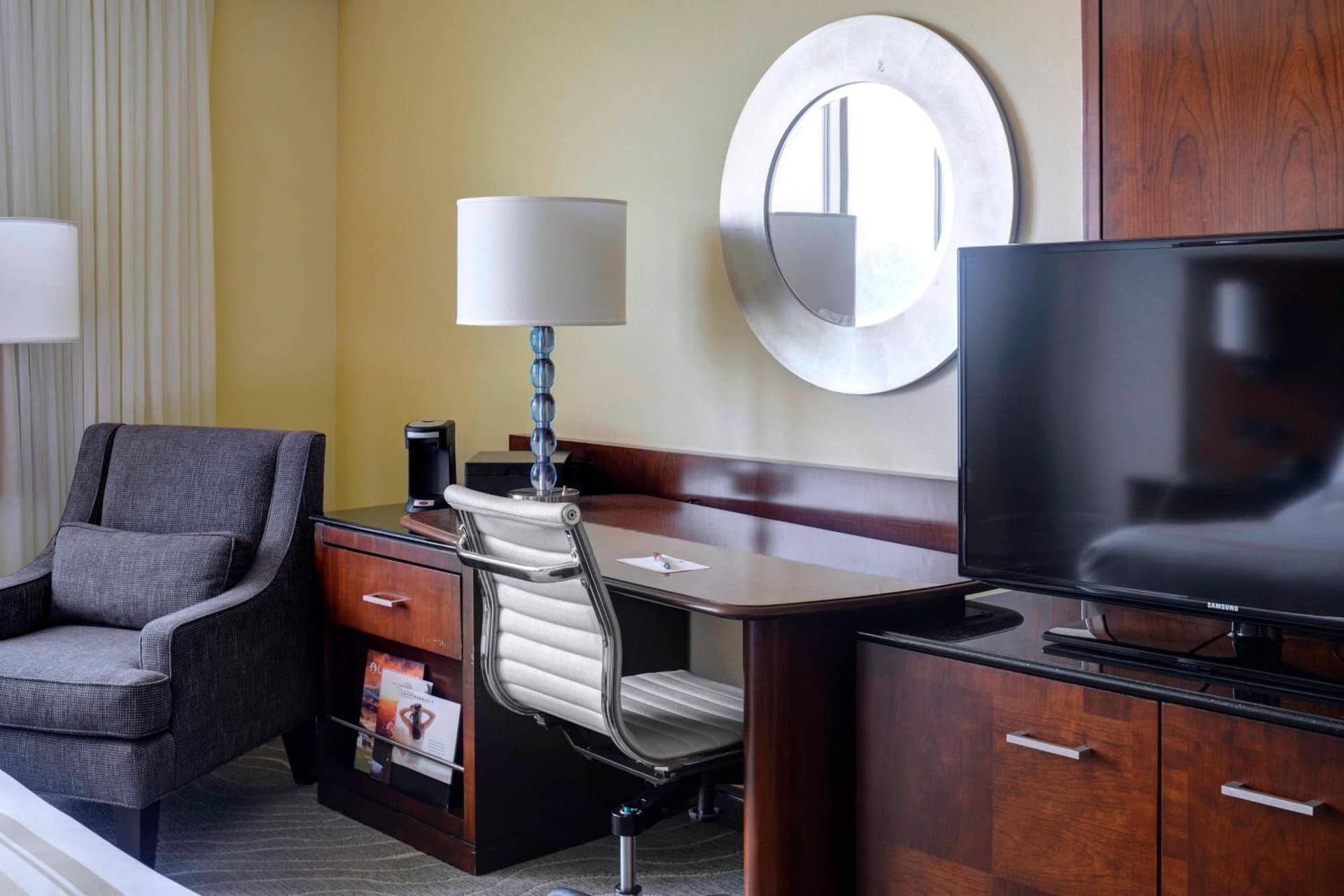 Newport News Marriott at City Center gallery photo in Newport News, VA — image 38