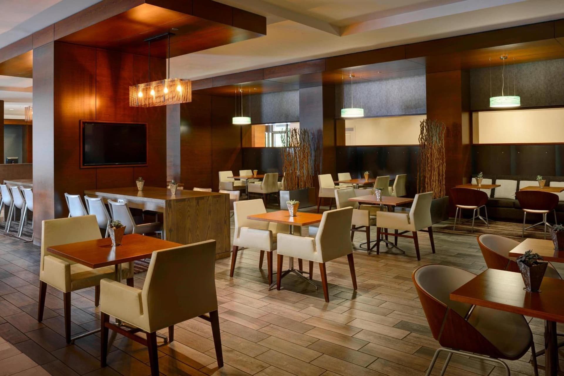 Newport News Marriott at City Center gallery photo in Newport News, VA — image 30