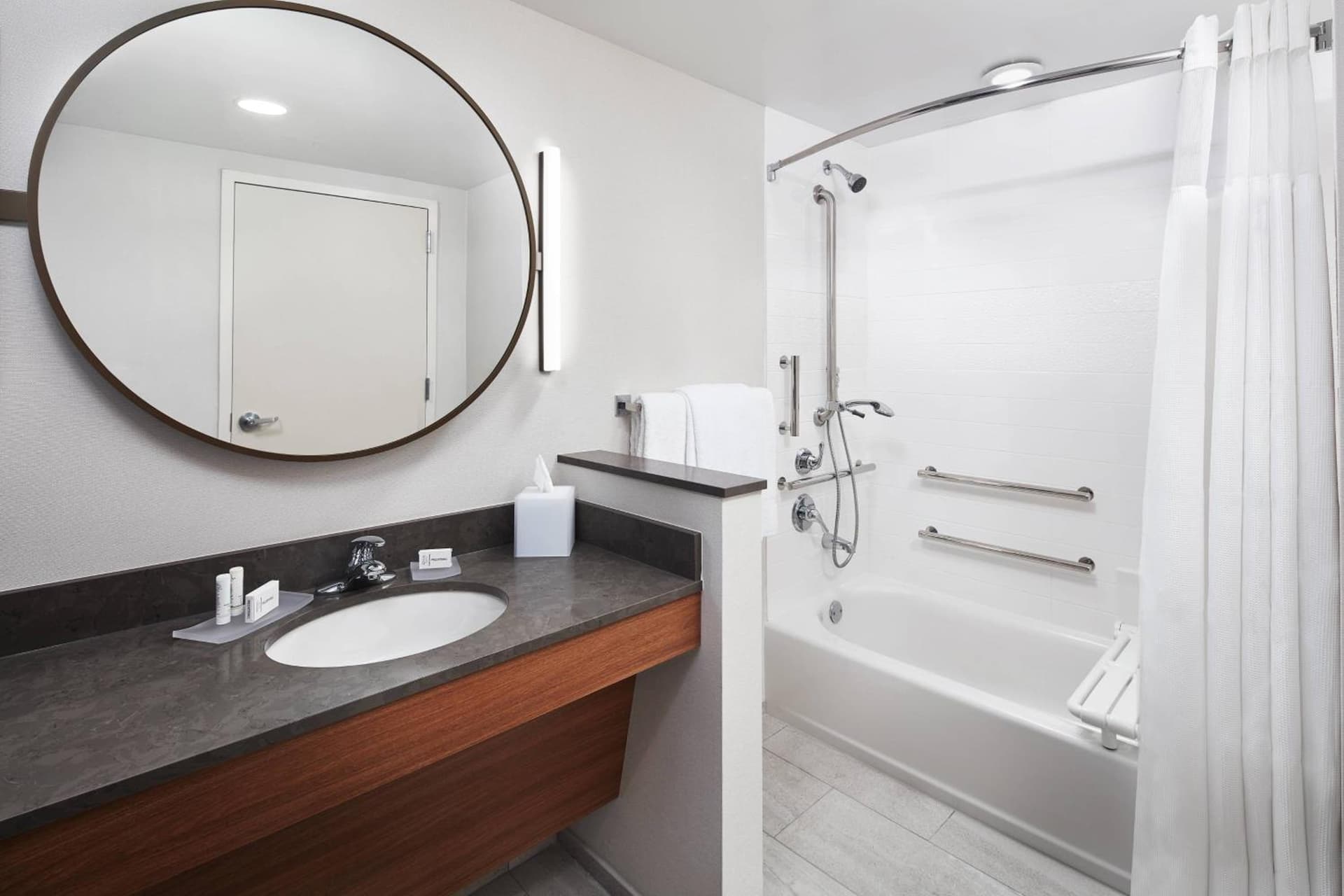 Fairfield Inn & Suites By Marriott Louisville Northeast gallery photo in Louisville, KY — image 9