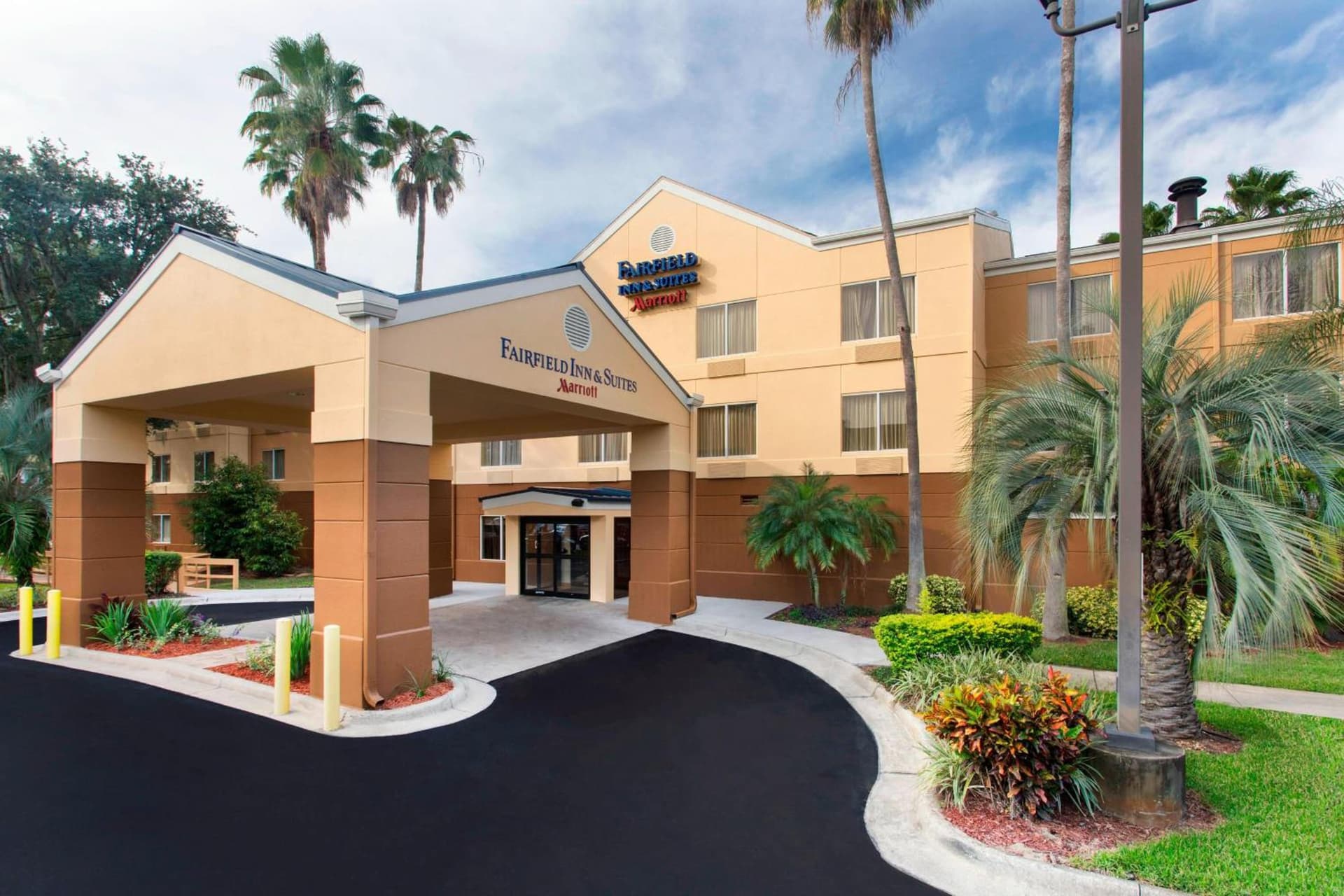 Fairfield Inn and Suites by Marriott Tampa Brandon featured exterior or lobby in Tampa, FL — similar hotel