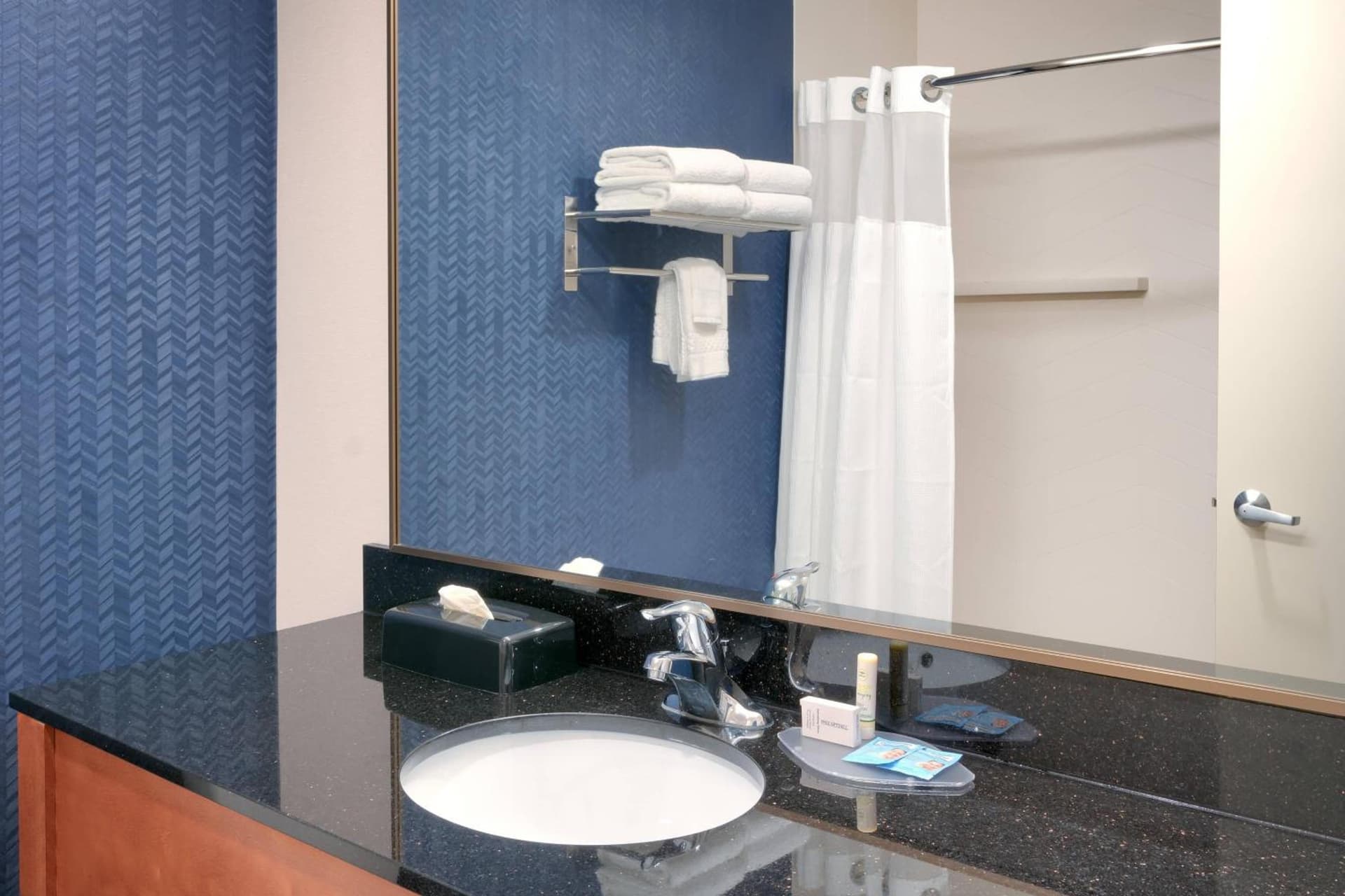 Fairfield Inn & Suites Seattle Bellevue/Redmond gallery photo in Bellevue, WA — image 17