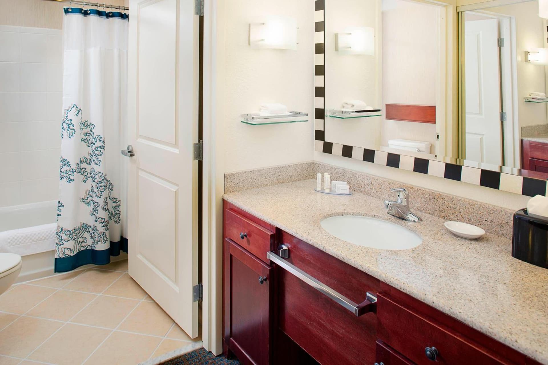 Residence Inn by Marriott Roanoke Airport gallery photo in Roanoke, VA — image 28