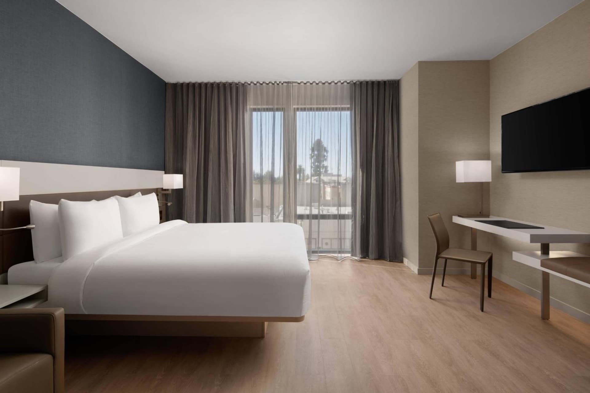 AC Hotel by Marriott Santa Rosa Sonoma Wine Country gallery photo in Santa Rosa, CA — image 35