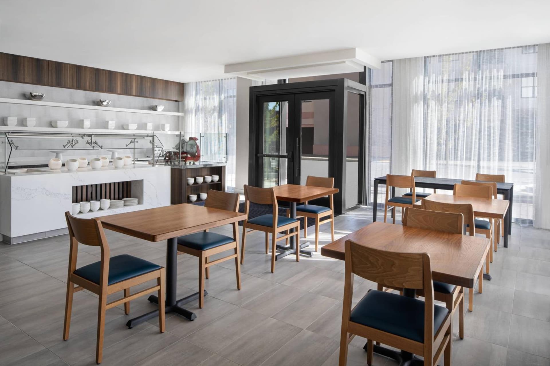 AC Hotel by Marriott Santa Rosa Sonoma Wine Country gallery photo in Santa Rosa, CA — image 19