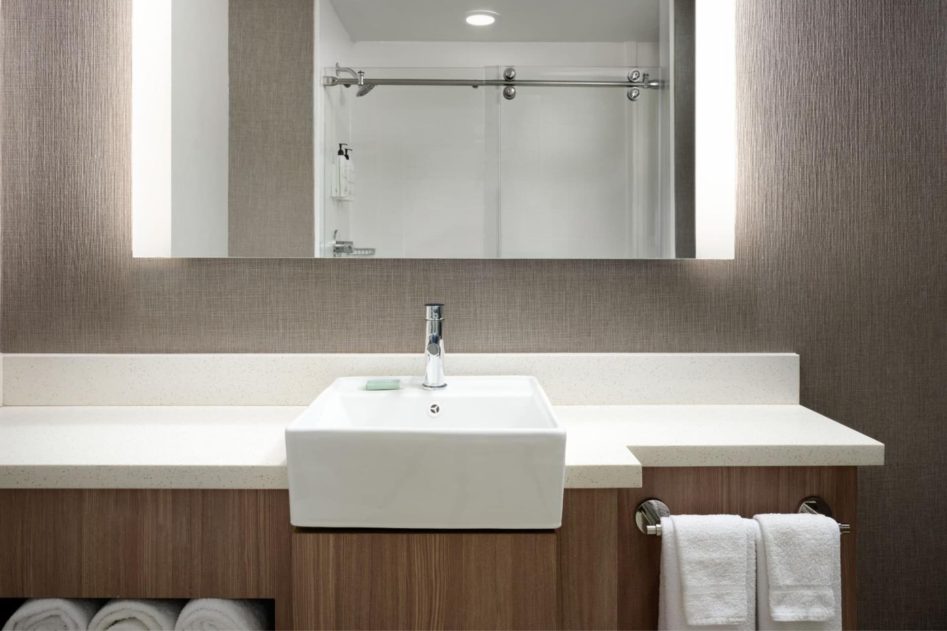 SpringHill Suites Minneapolis-St. Paul Airport/Mall Of America interior in Bloomington, MN — gallery photo 2