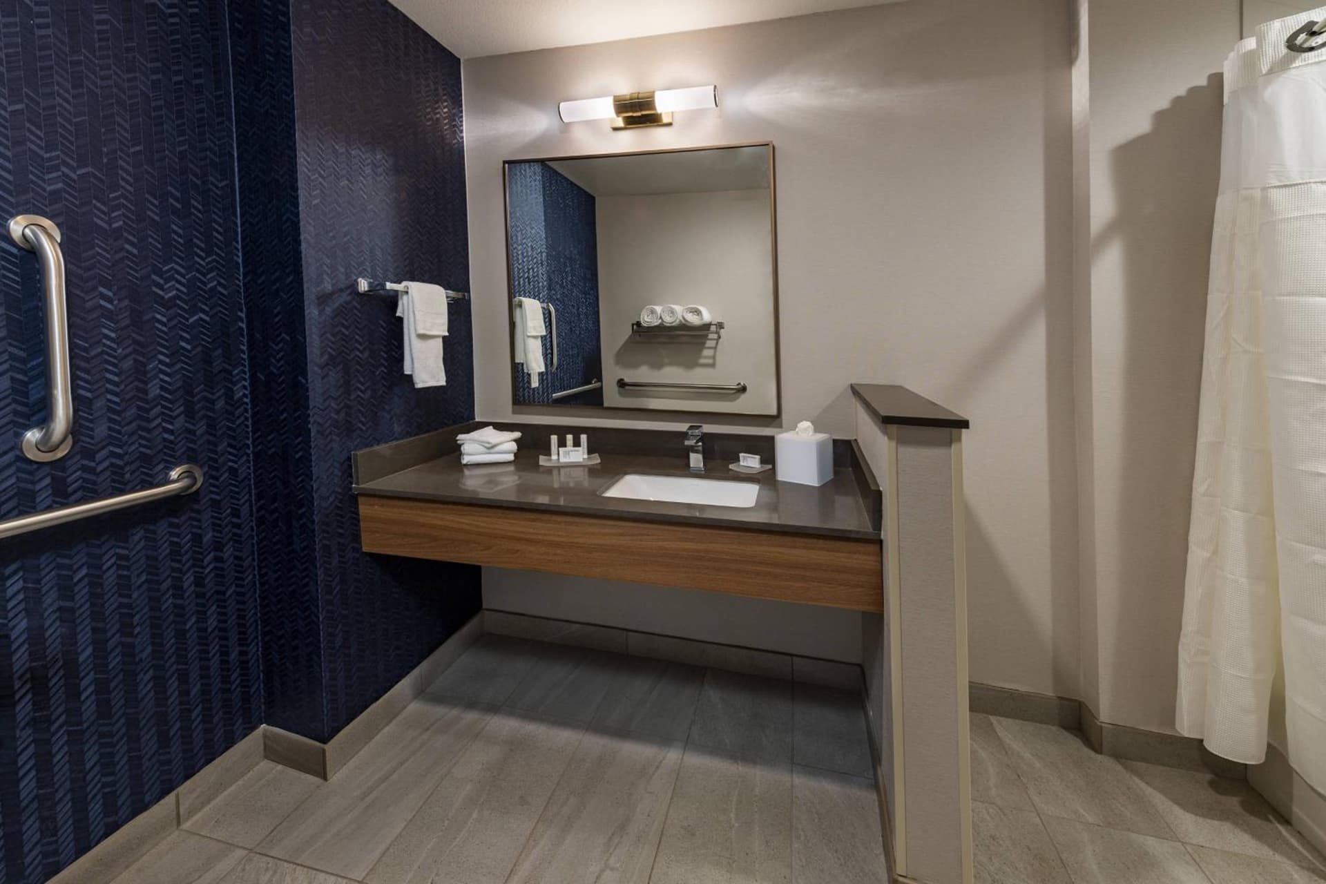 Fairfield Inn & Suites by Marriott Phoenix West/Tolleson gallery photo in Phoenix, AZ — image 14