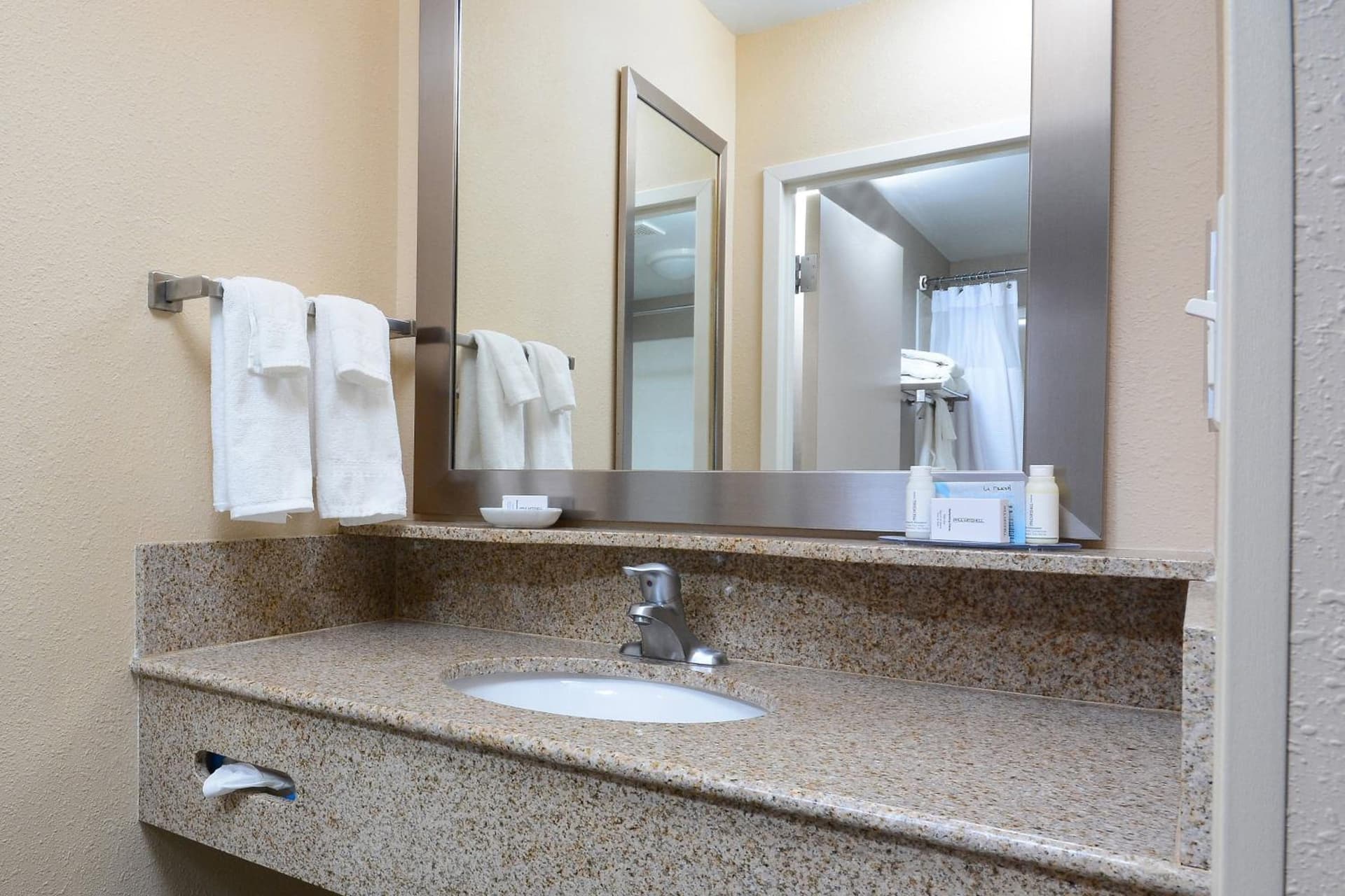 SpringHill Suites by Marriott Lynchburg Airport/University Area gallery photo in Lynchburg, VA — image 25
