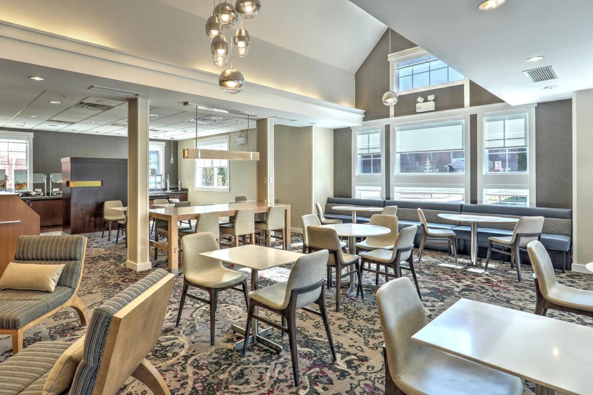 Residence Inn by Marriott Woodbridge Edison/Raritan Center property views in Woodbridge — gallery photo 3