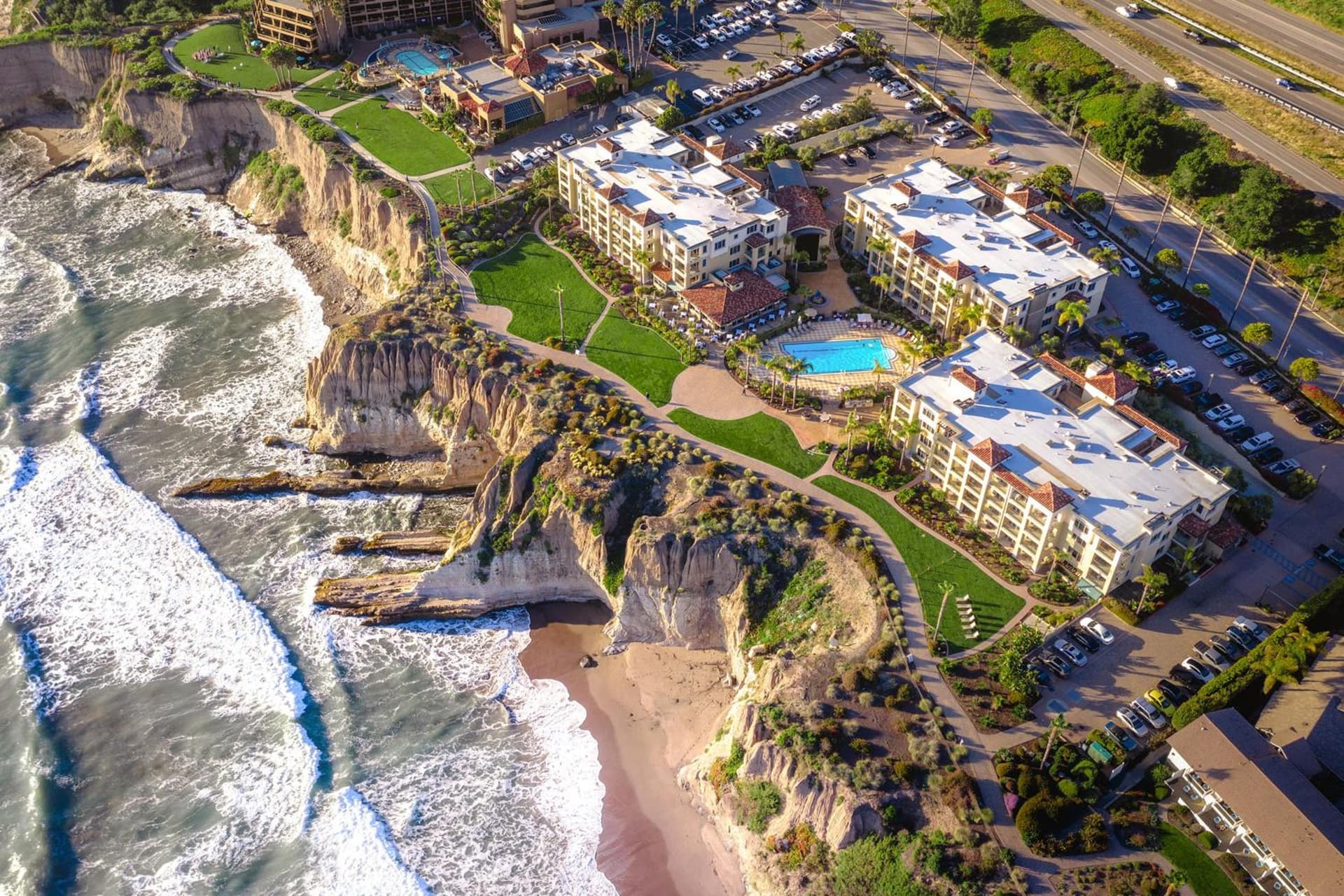Dolphin Bay Resort and Spa featured exterior or lobby in Pismo Beach, CA — similar hotel