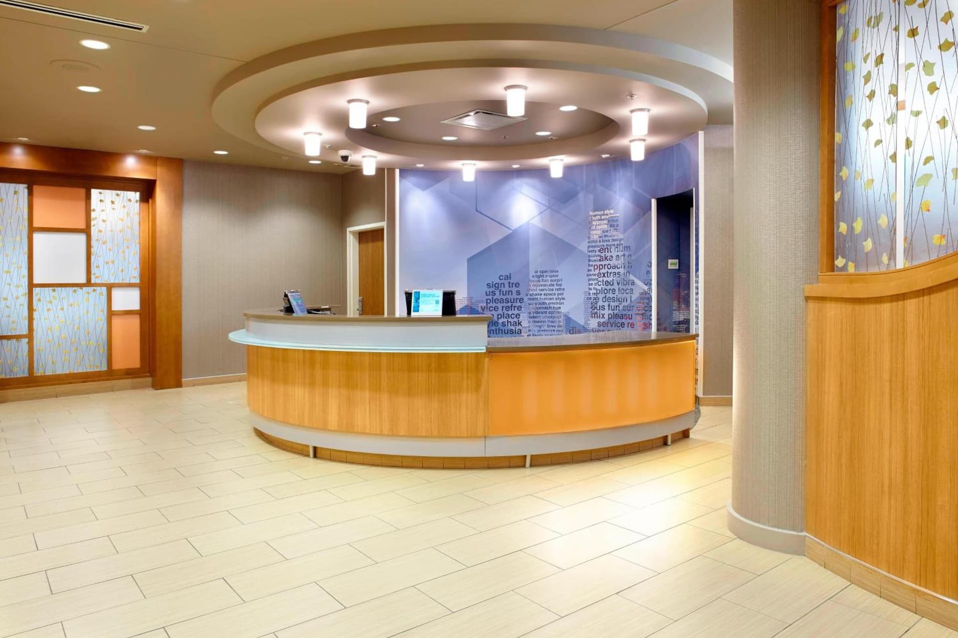 SpringHill Suites by Marriott Chicago Waukegan/Gurnee interior in Waukegan, IL — gallery photo 2