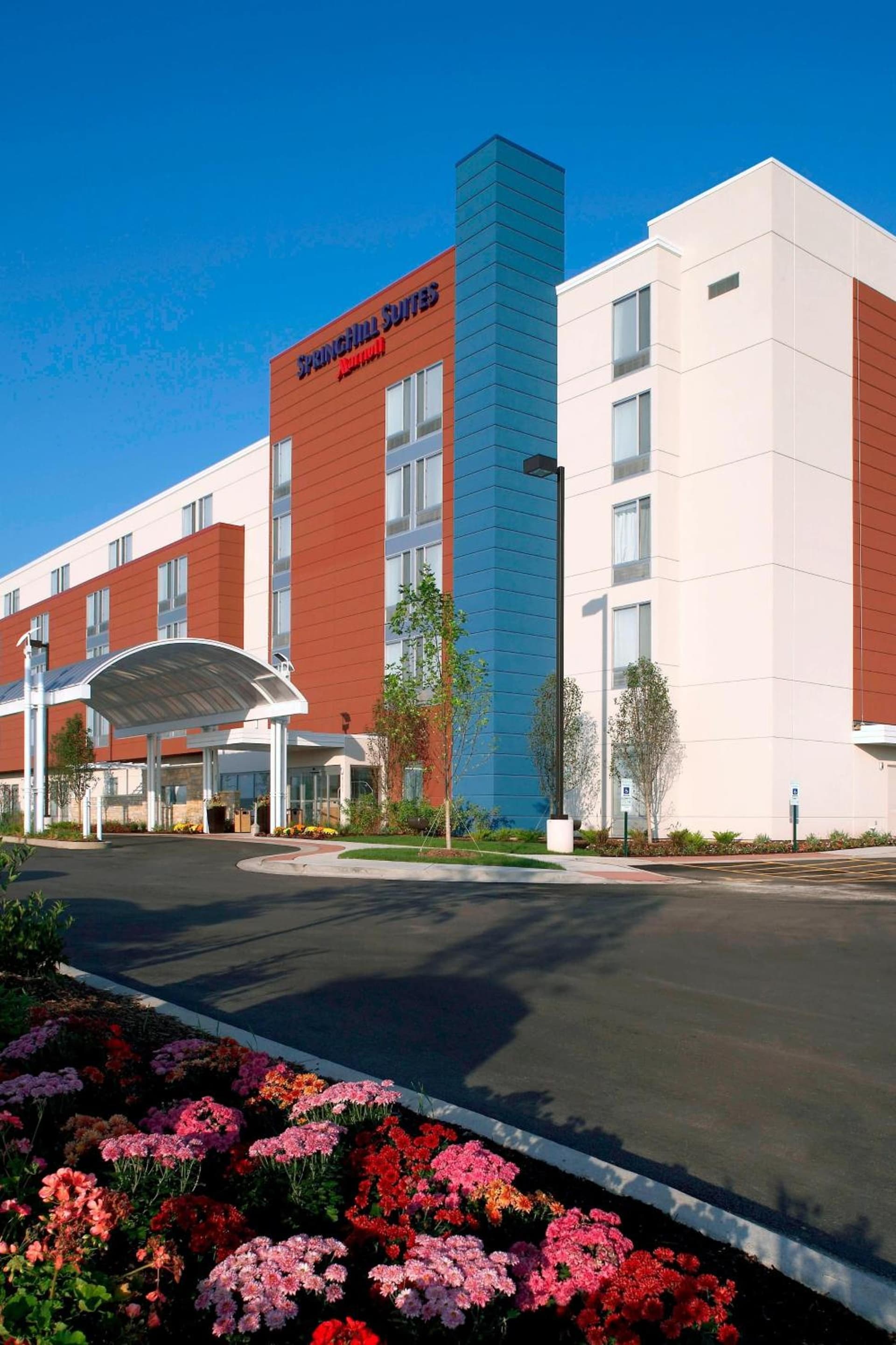 SpringHill Suites by Marriott Chicago Waukegan/Gurnee featured exterior or lobby in Waukegan, IL — similar hotel