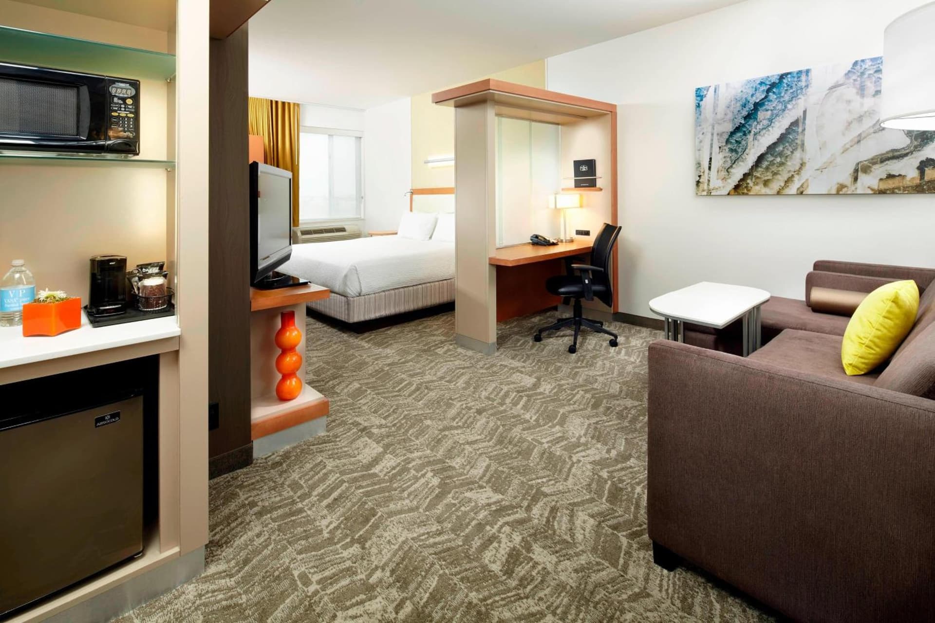 SpringHill Suites by Marriott Chicago Waukegan/Gurnee gallery photo in Waukegan, IL — image 9