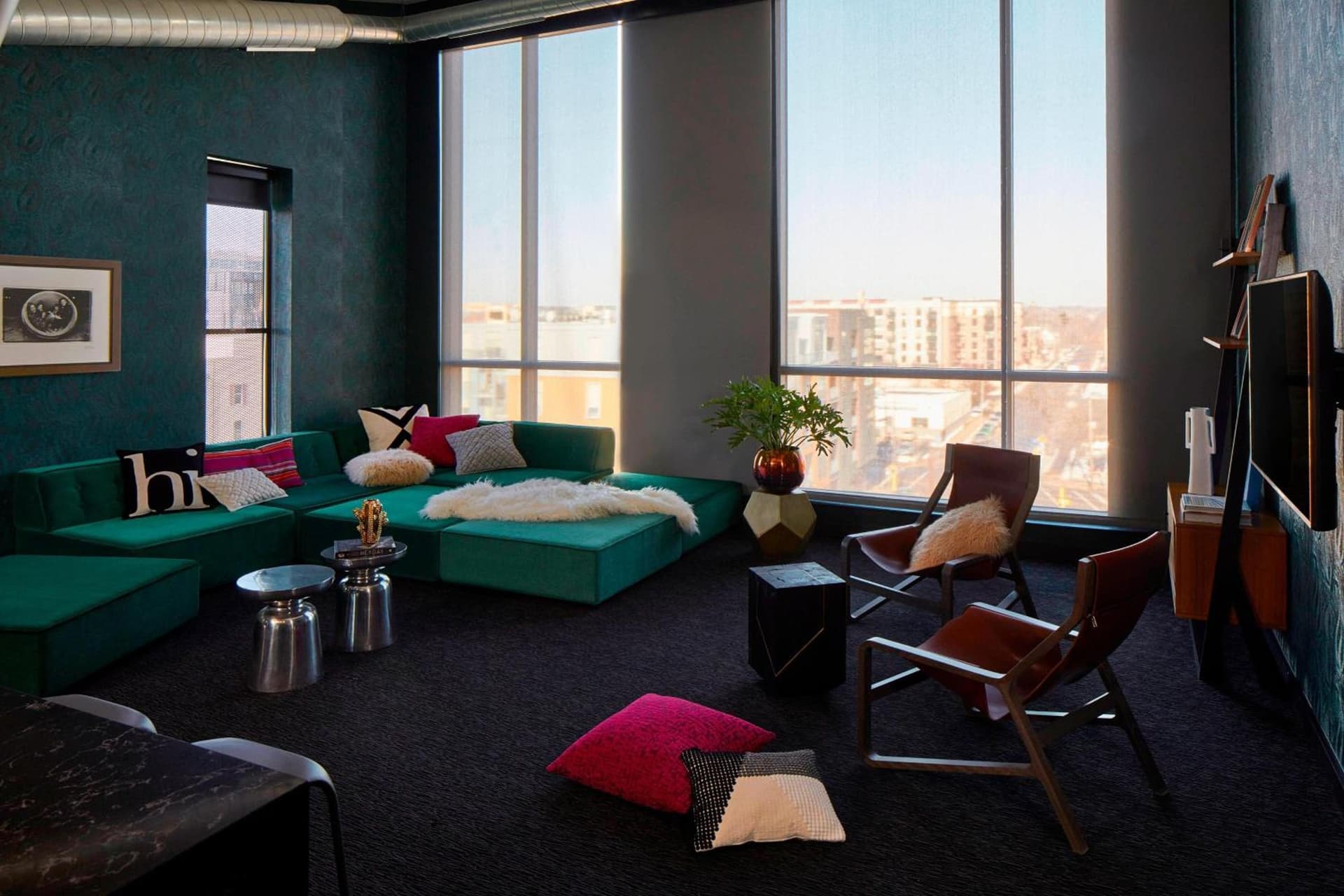 MOXY Minneapolis Uptown gallery photo in Minneapolis, MN — image 5