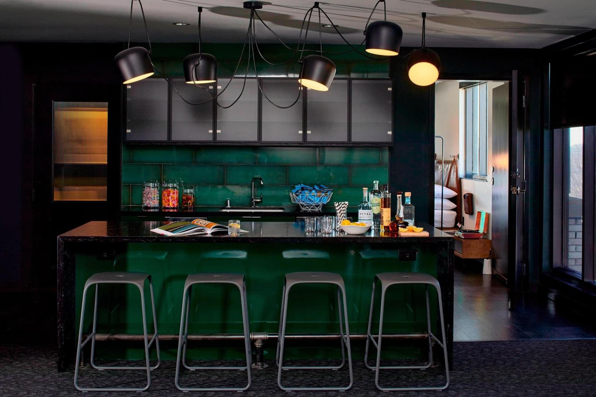 MOXY Minneapolis Uptown gallery photo in Minneapolis, MN — image 13