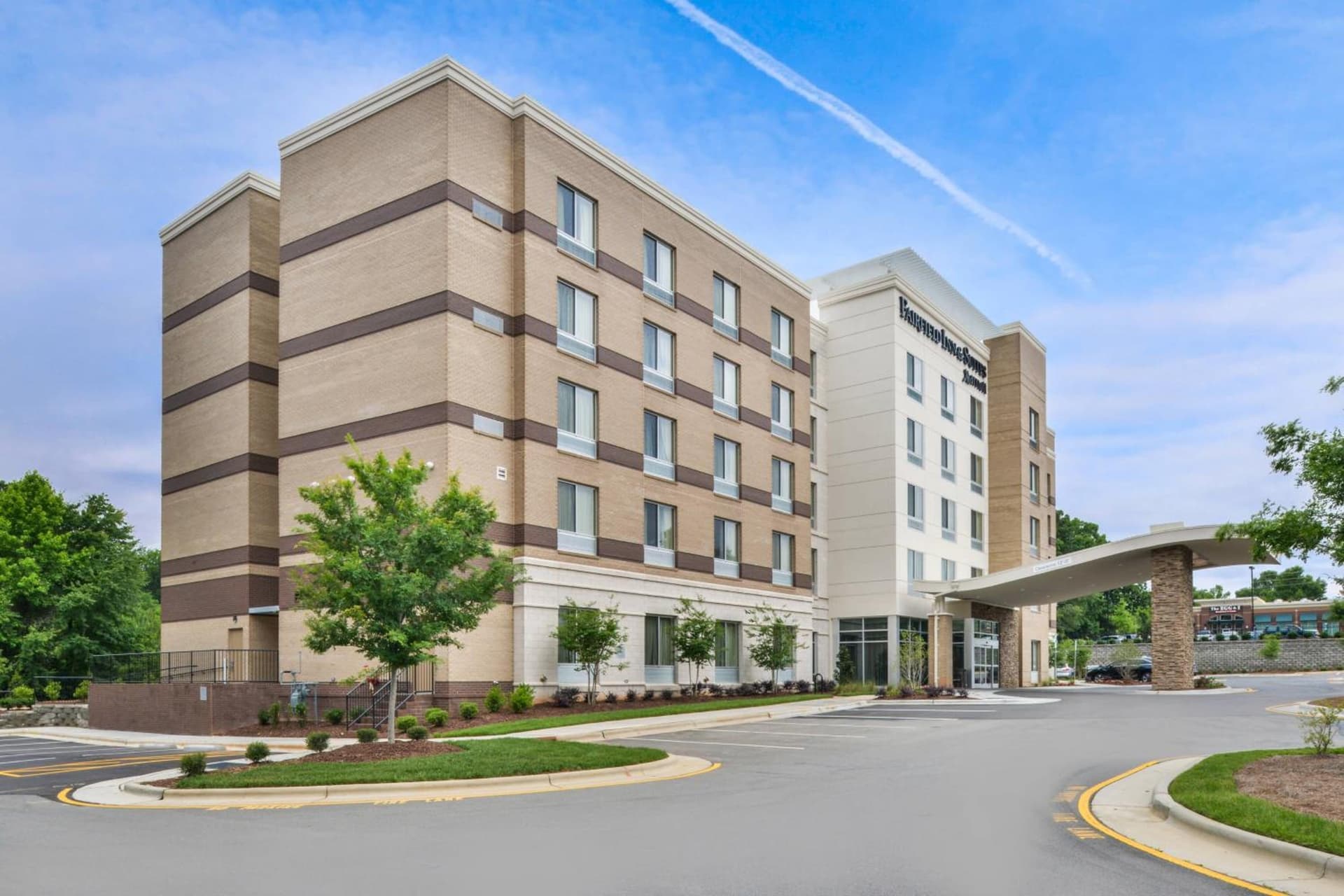 Fairfield Inn & Suites by Marriott Raleigh Cary interior in Cary, NC — gallery photo 2