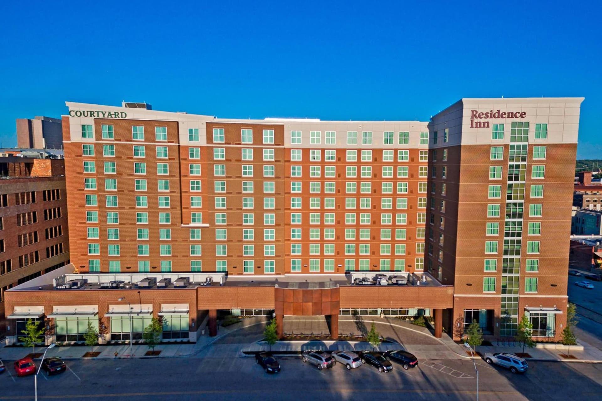 Residence Inn by Marriott Kansas City Downtown/Convention Center interior in Kansas City, MO — gallery photo 2