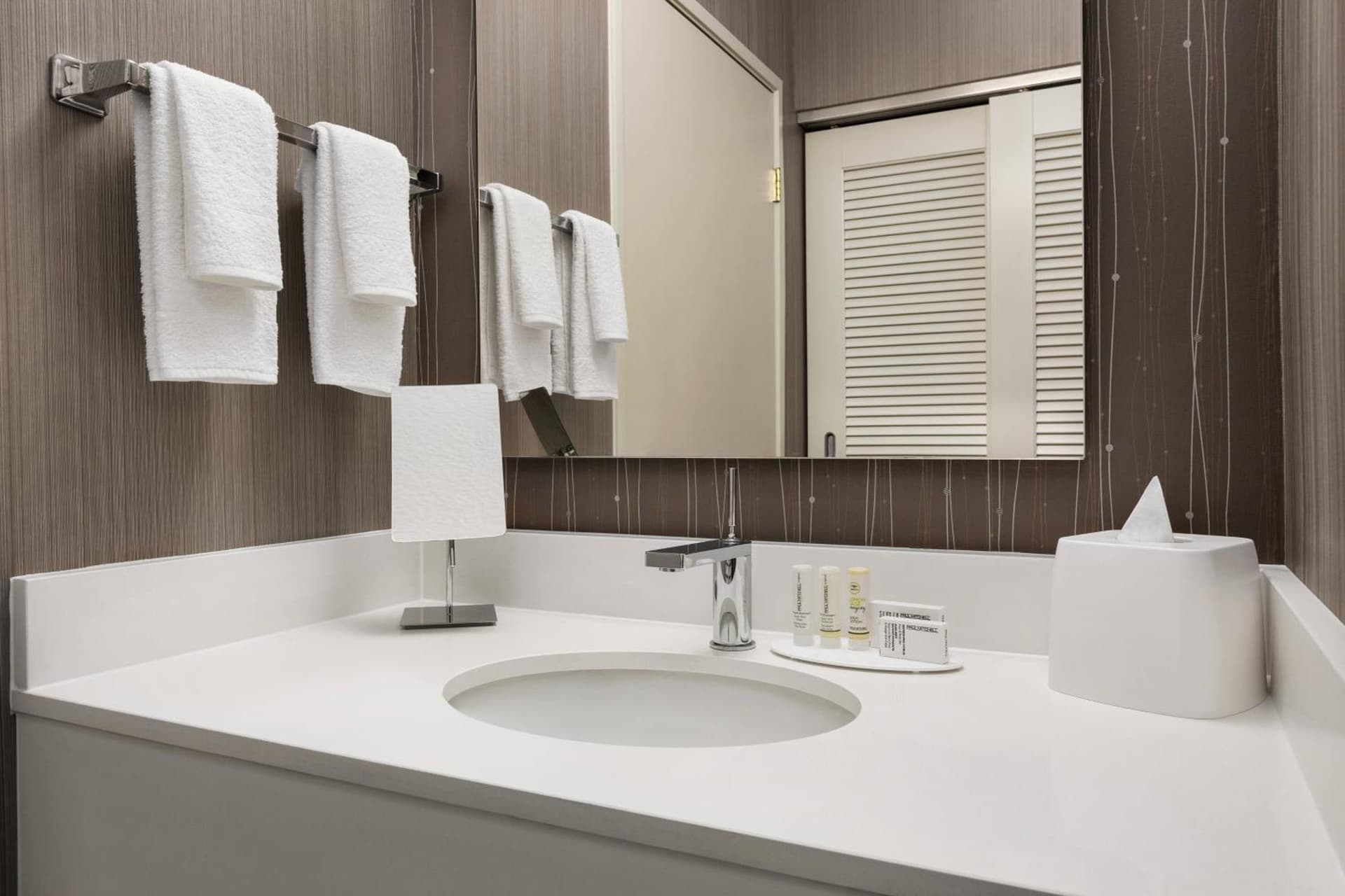 Courtyard by Marriott Roseville gallery photo in Roseville, CA — image 5