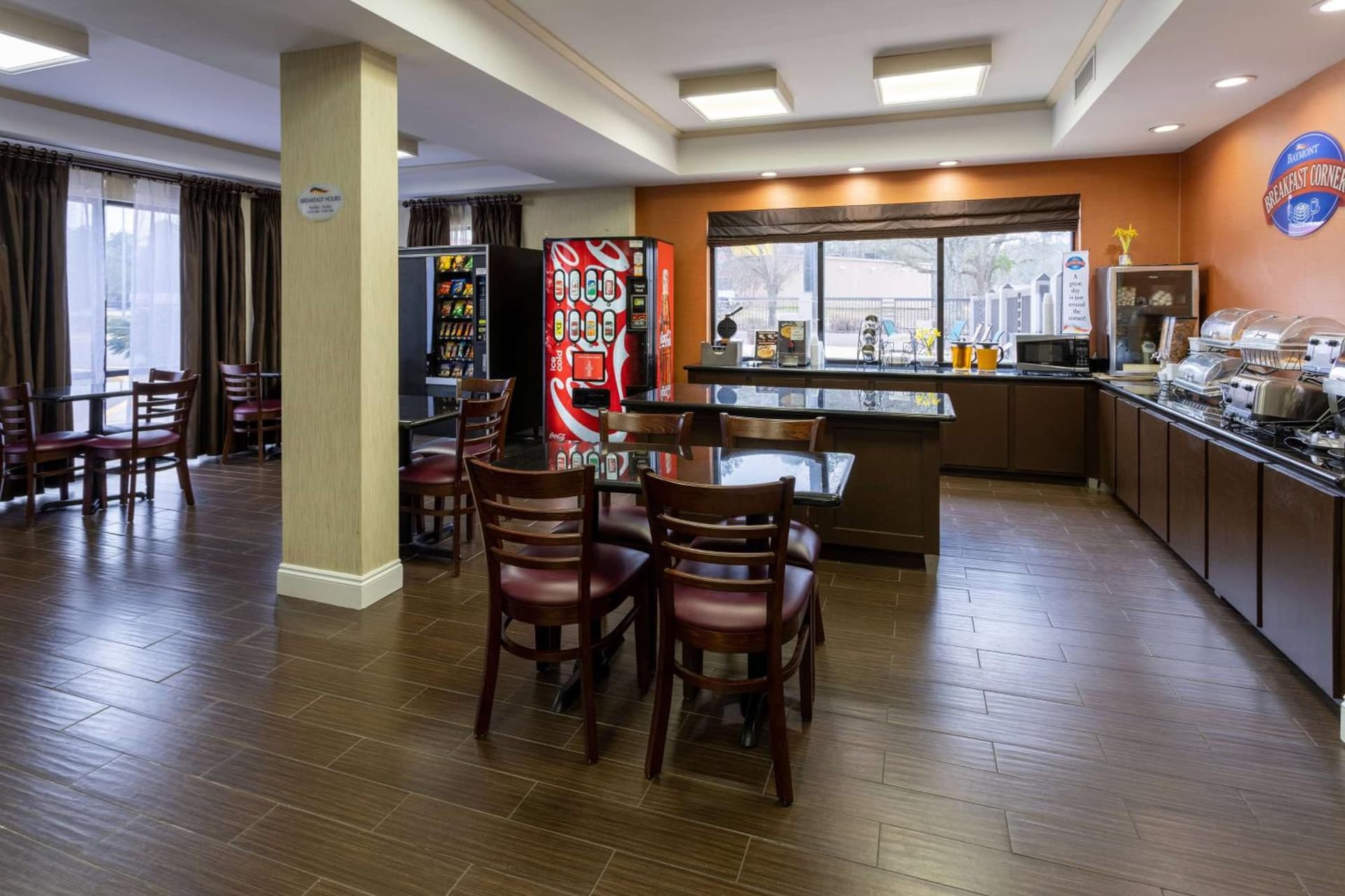 Baymont by Wyndham Saraland gallery photo in Saraland, AL — image 9