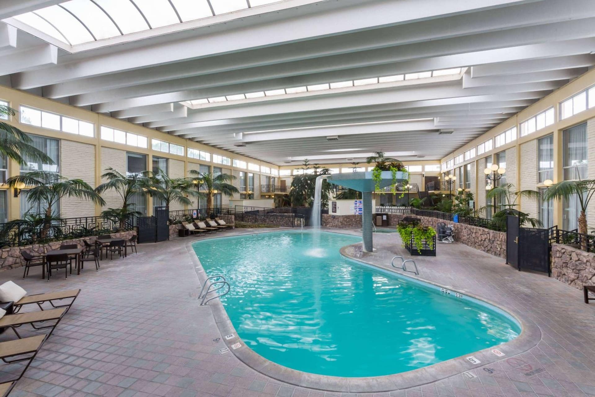 Wyndham Garden Fresno Yosemite Airport property views in Fresno, CA — gallery photo 3