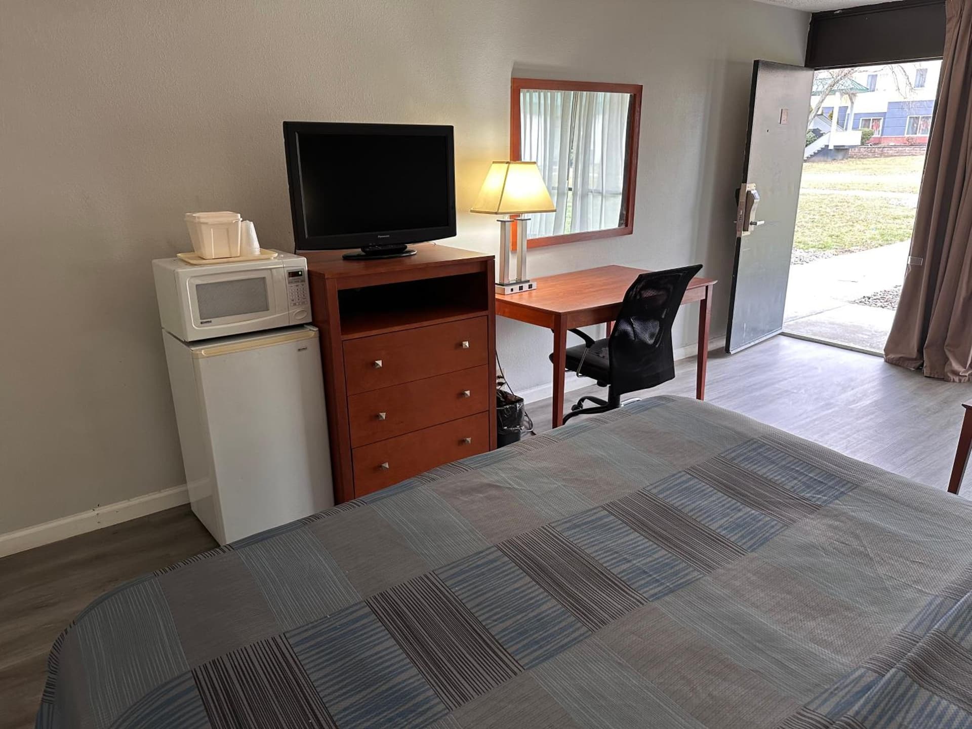 Wilkes-Barre Inn & Suites gallery photo in Wilkes-Barre, PA — image 35