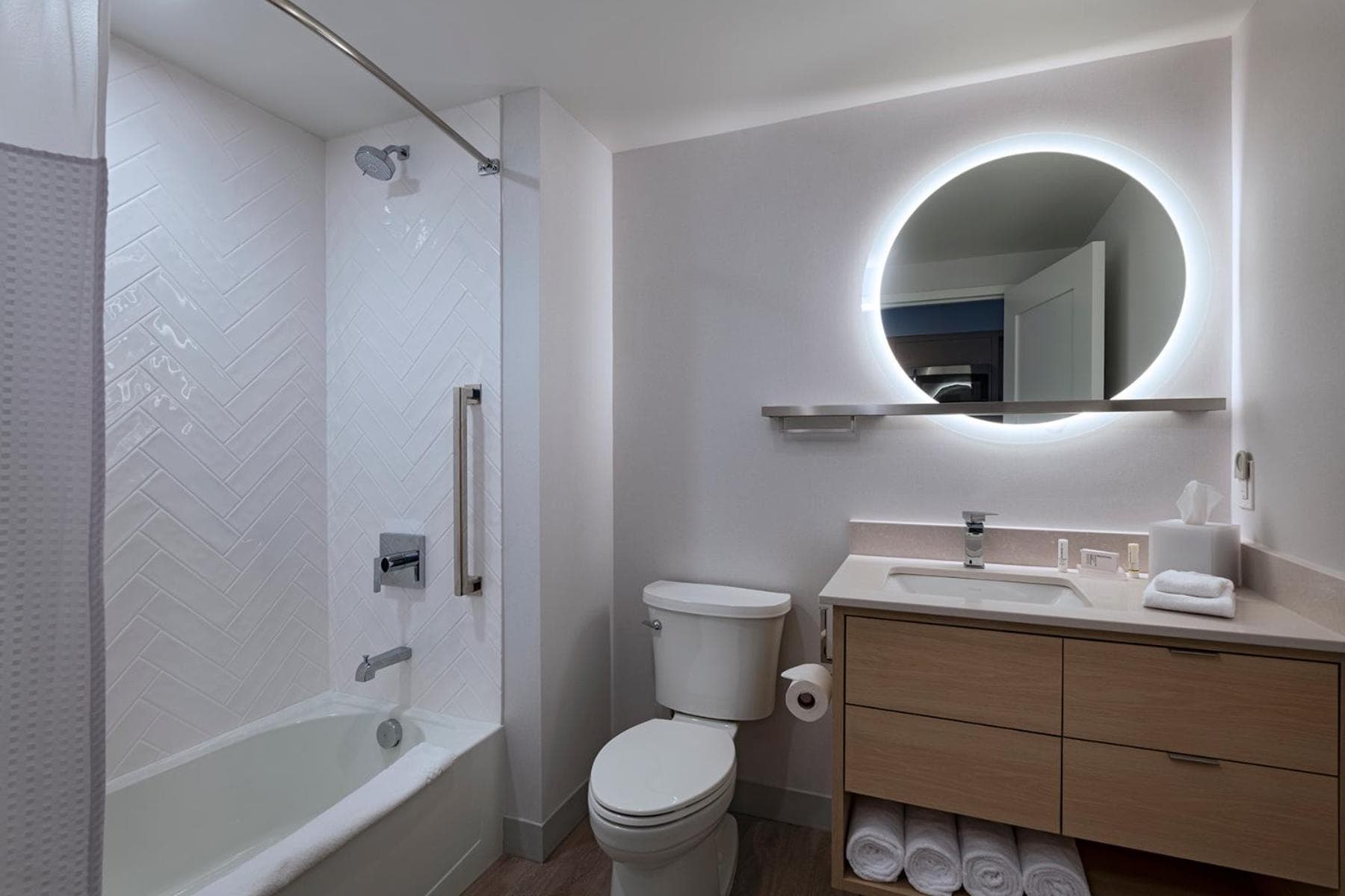 TownePlace Suites by Marriott Brentwood property views in Brentwood, MO — gallery photo 3