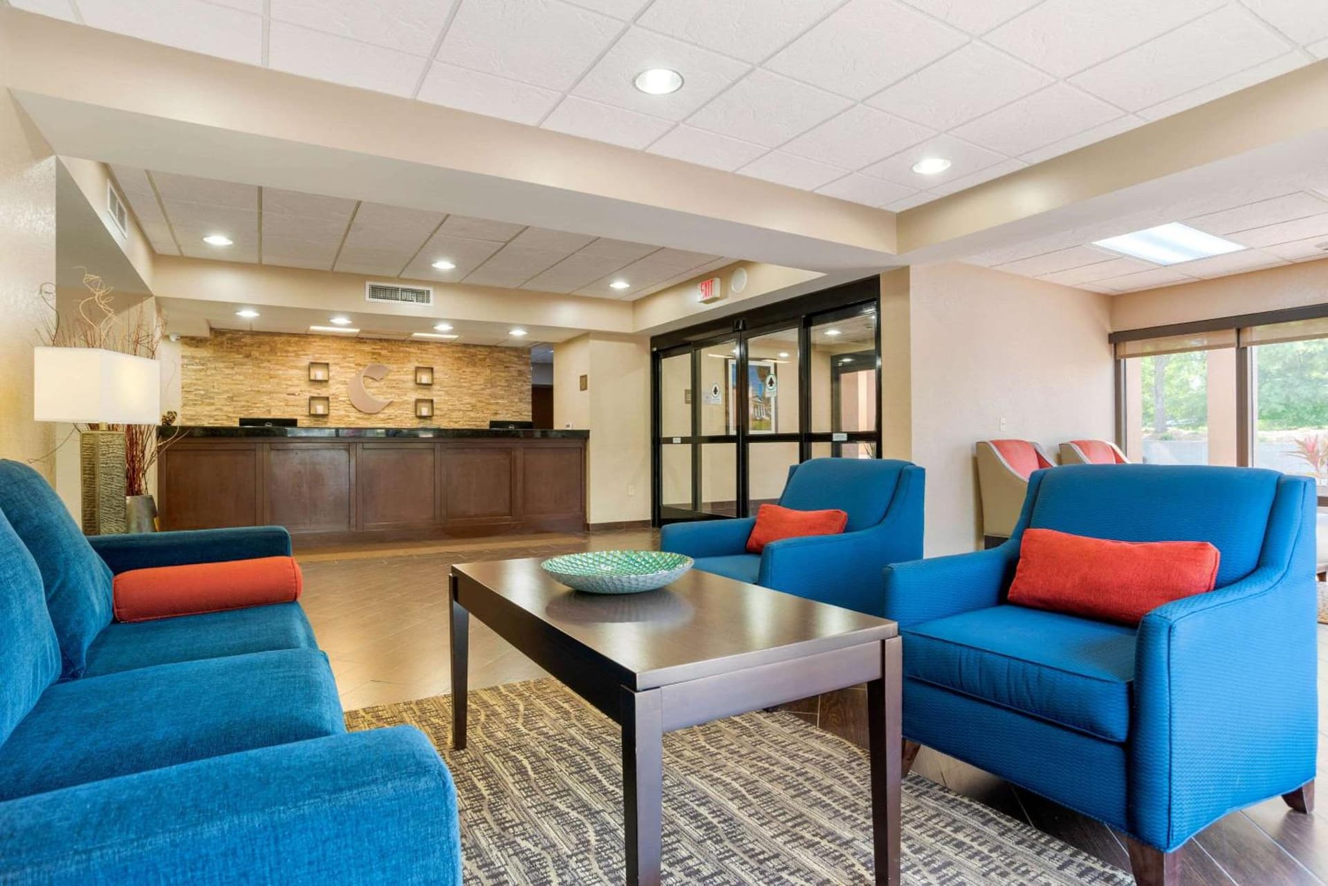 Comfort Suites Tallahassee Capitol - University Area property views in Tallahassee, FL — gallery photo 3