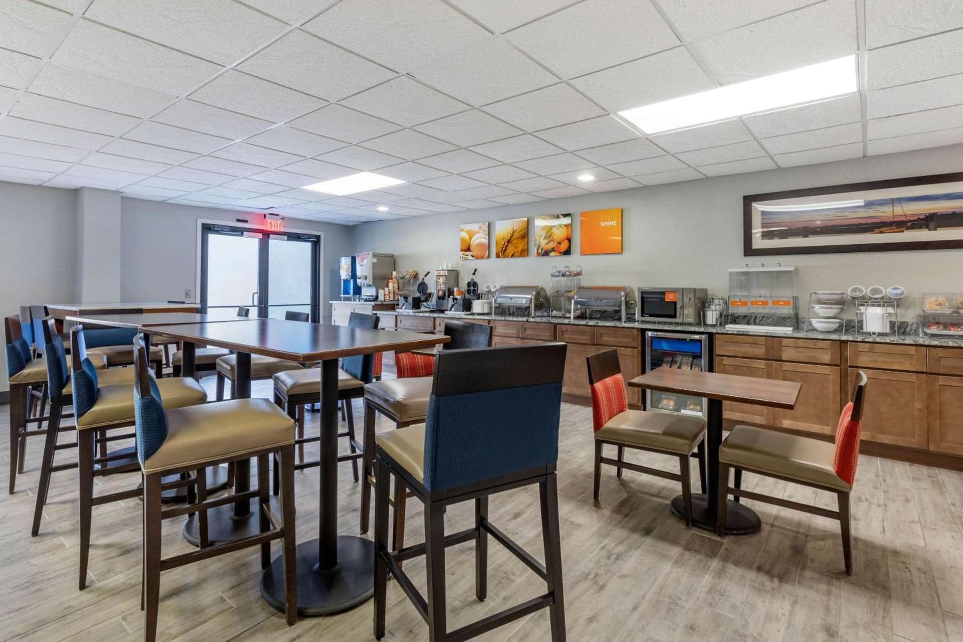 Comfort Suites Southport - Oak Island gallery photo in Southport, NC — image 11